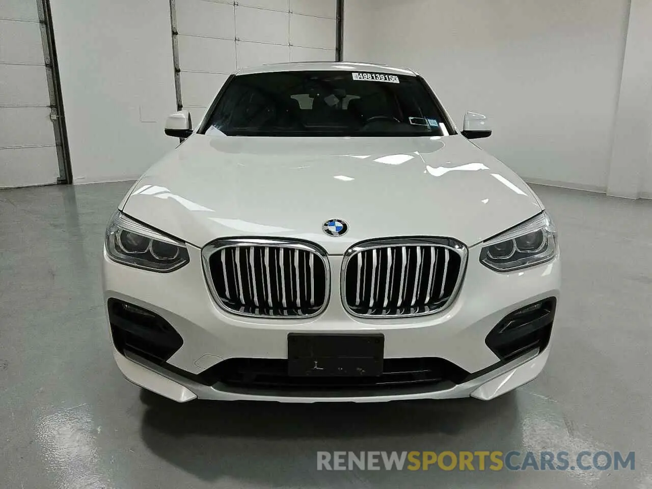 5 Photograph of a damaged car 5UX2V1C04M9E94765 BMW X4 2021