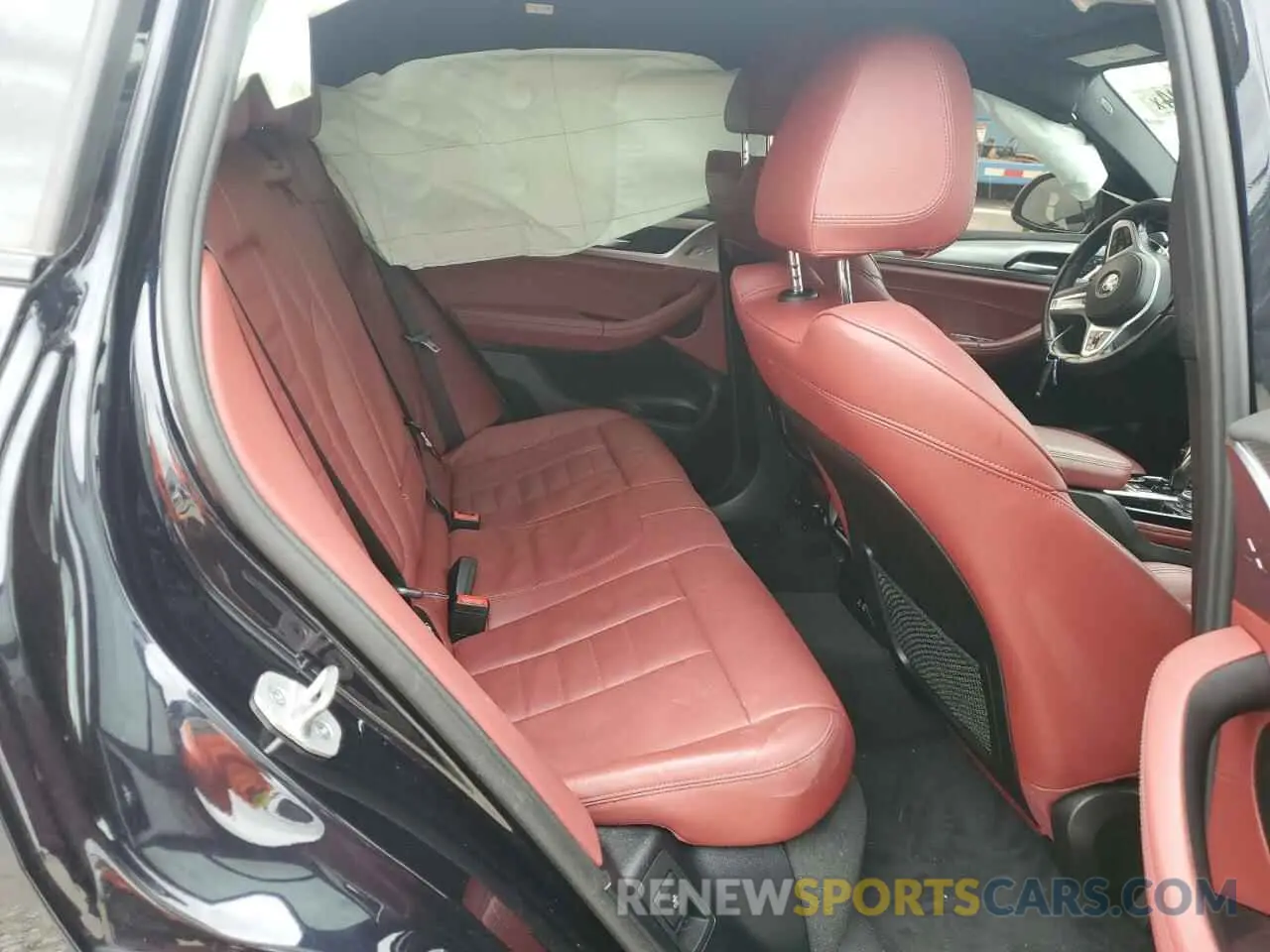 11 Photograph of a damaged car 5UX2V1C04M9F04579 BMW X4 2021