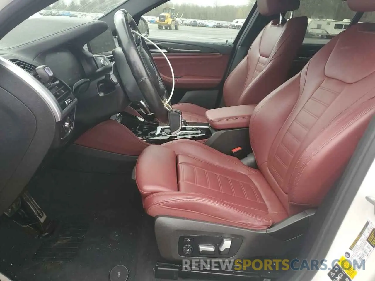 7 Photograph of a damaged car 5UX2V1C04M9H88652 BMW X4 2021