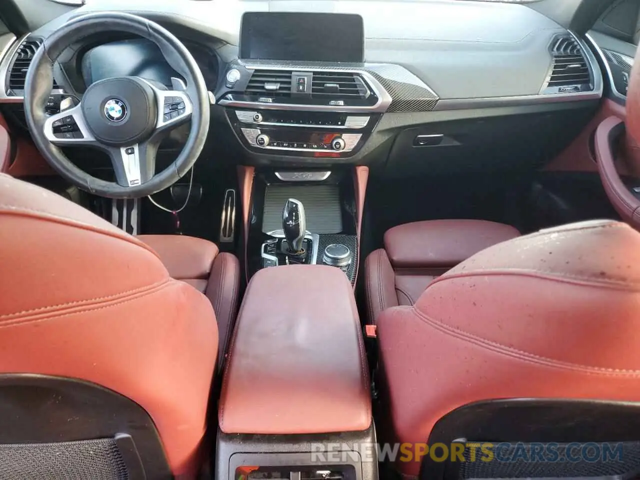 8 Photograph of a damaged car 5UX2V1C05M9H34647 BMW X4 2021