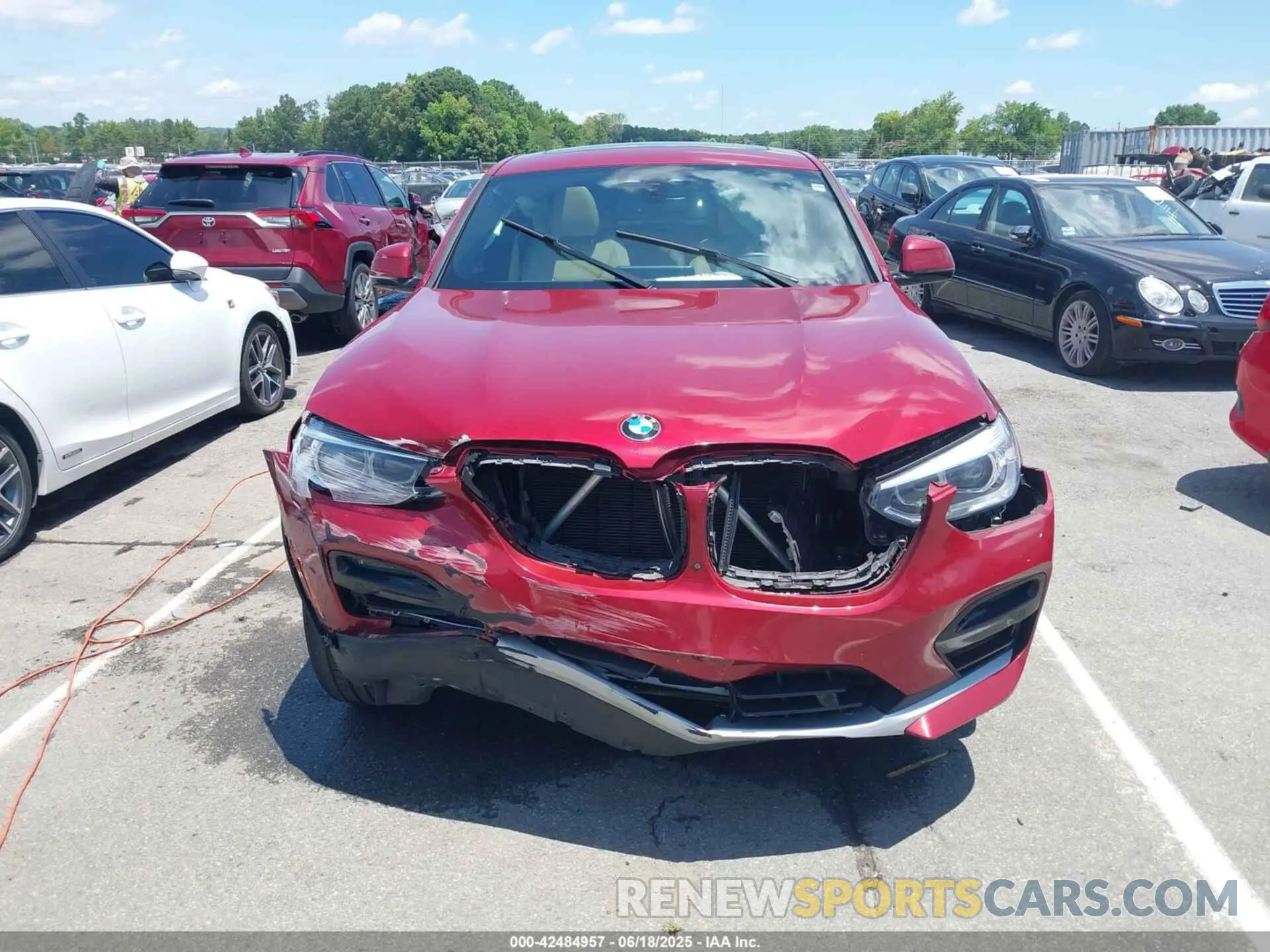 12 Фотография поврежденного автомобиля 5UX2V1C07M9F59530 BMW X4 2021