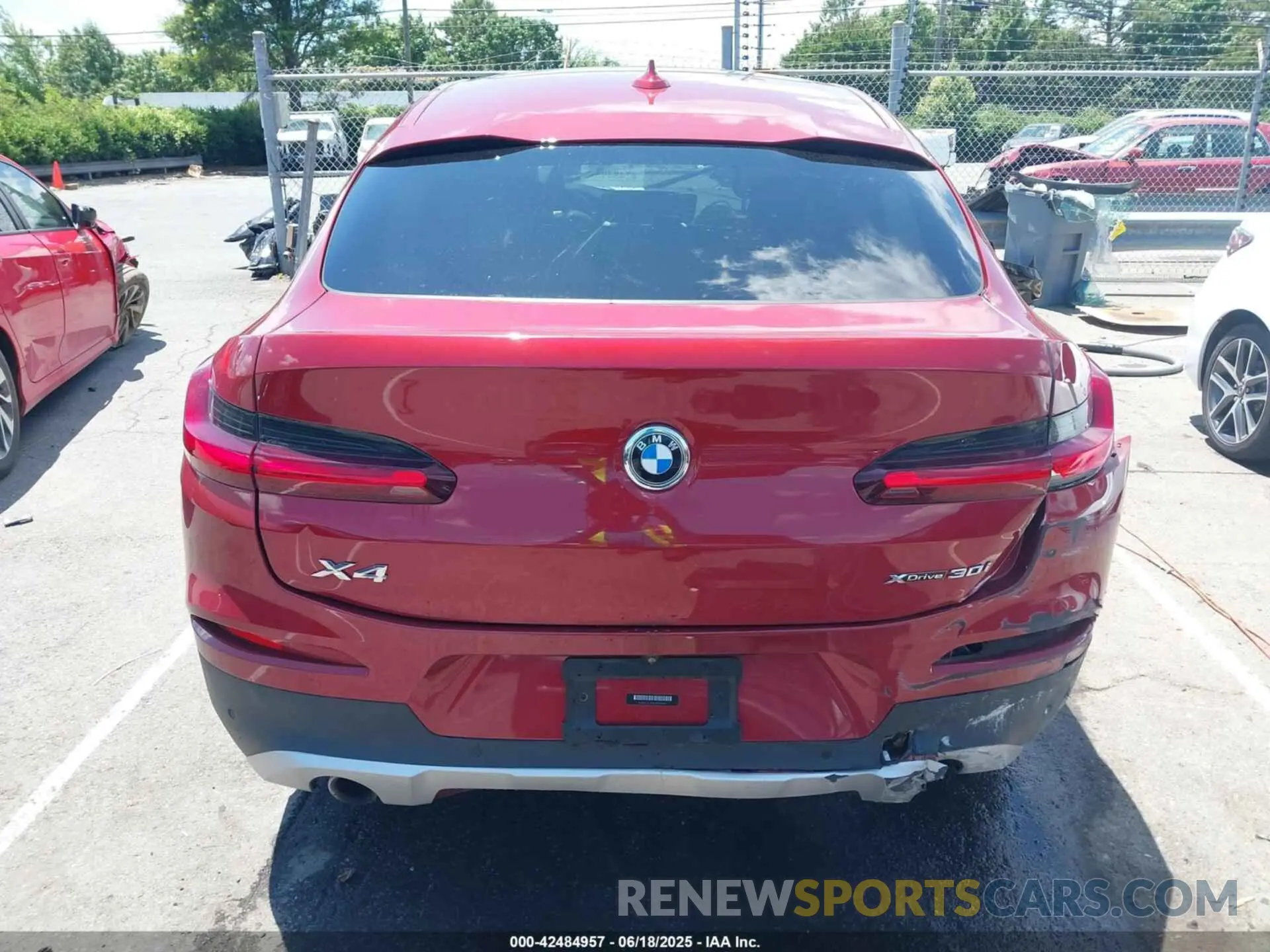 16 Фотография поврежденного автомобиля 5UX2V1C07M9F59530 BMW X4 2021
