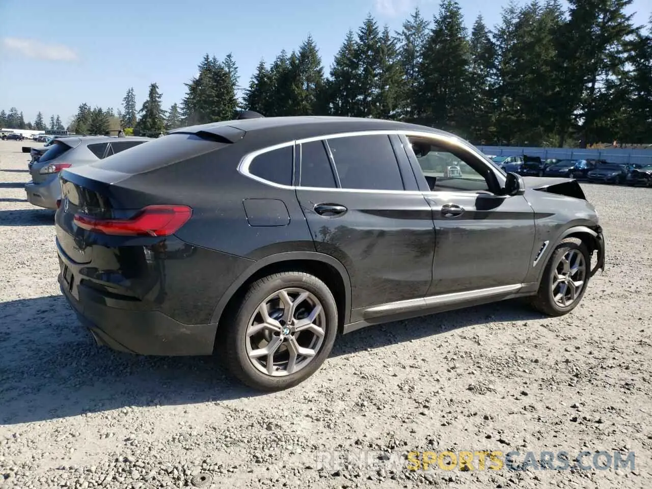 3 Фотография поврежденного автомобиля 5UX2V1C07M9G91462 BMW X4 2021