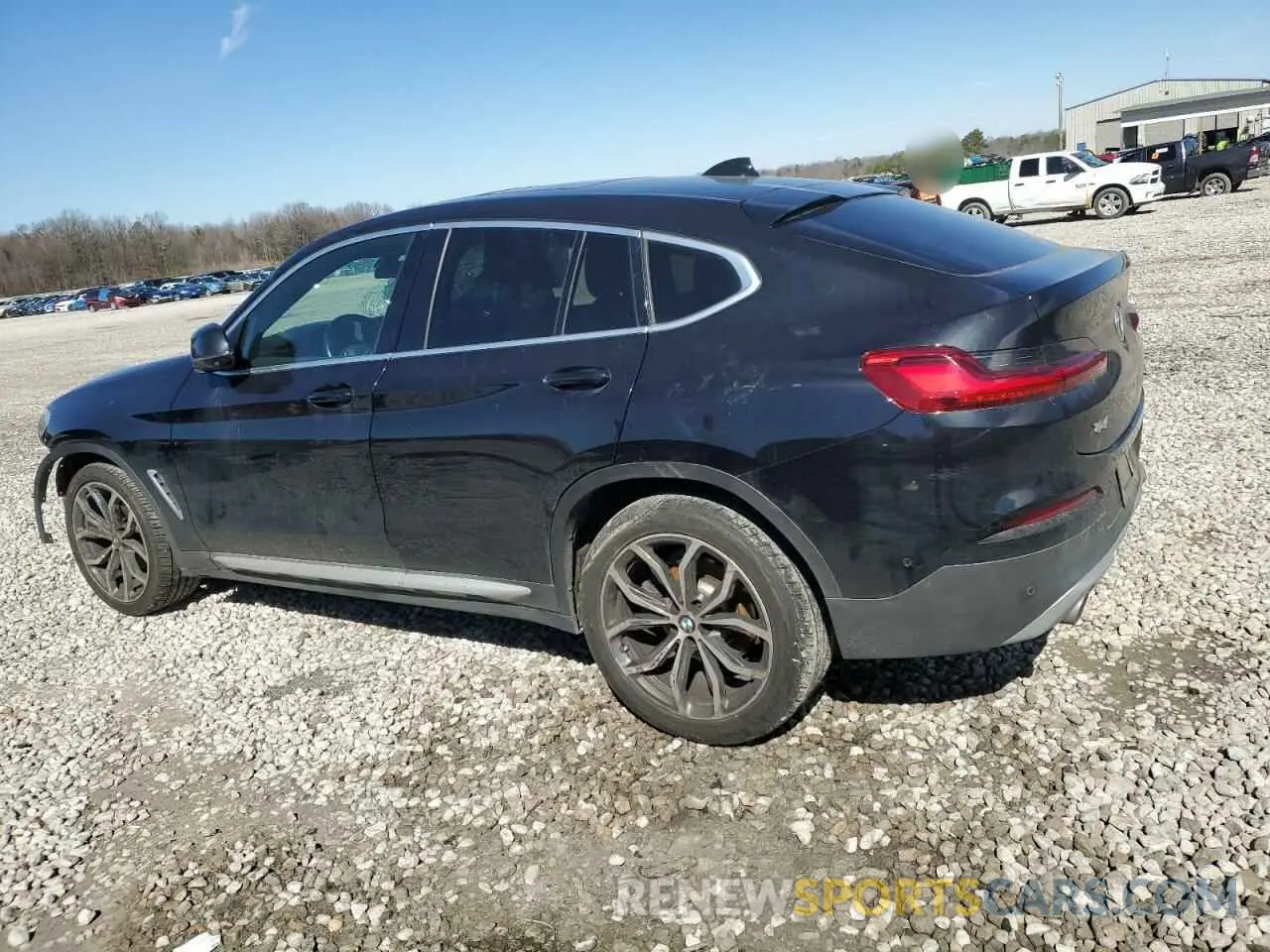 2 Photograph of a damaged car 5UX2V1C0XM9E74567 BMW X4 2021