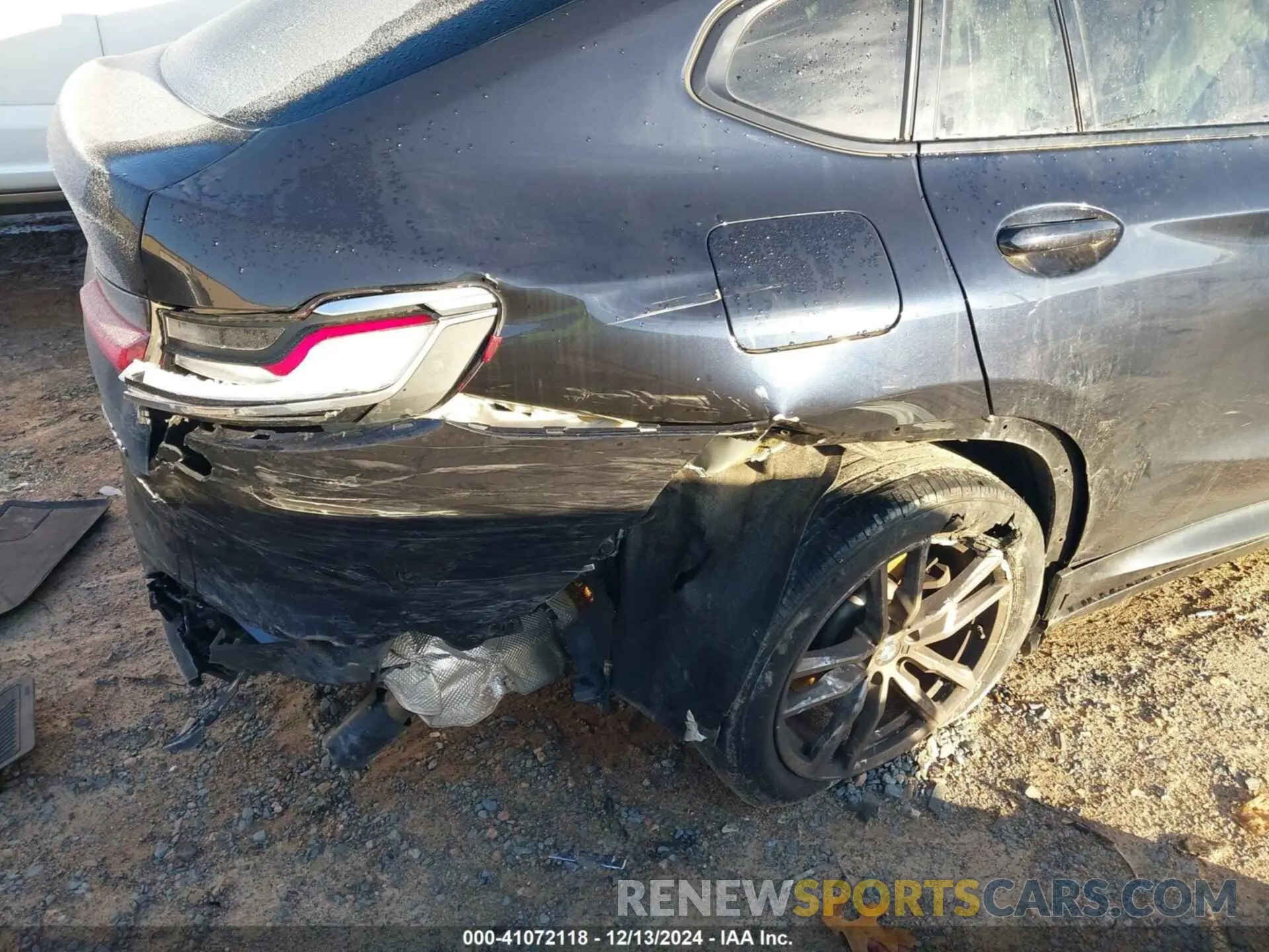 6 Фотография поврежденного автомобиля 5UX2V1C0XM9E92650 BMW X4 2021