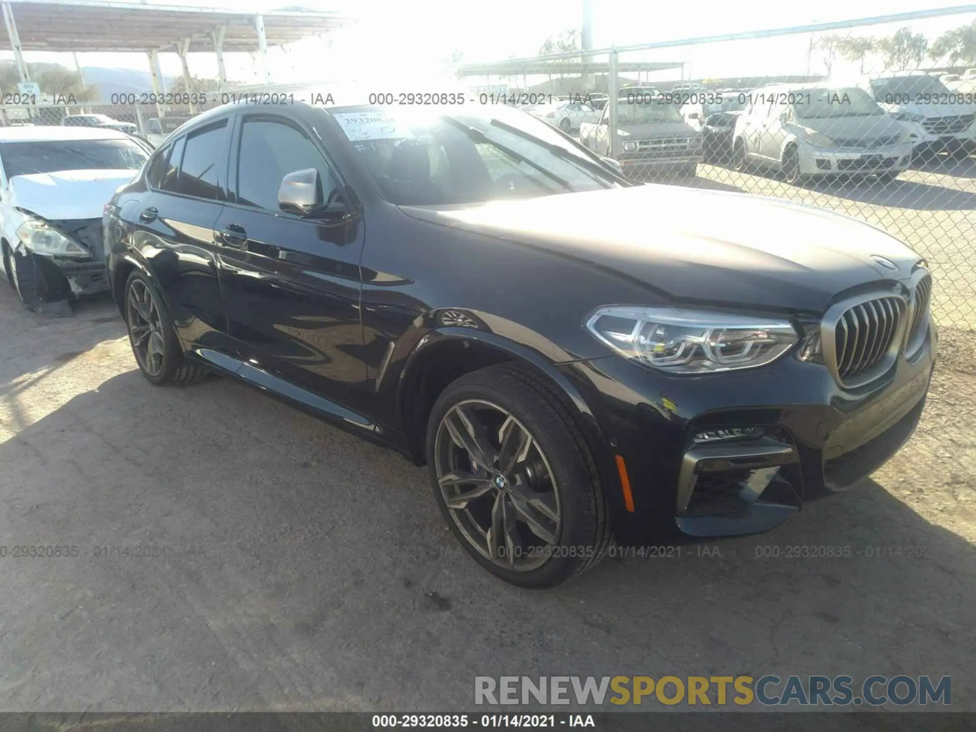 1 Photograph of a damaged car 5UX2V5C0XM9D90675 BMW X4 2021