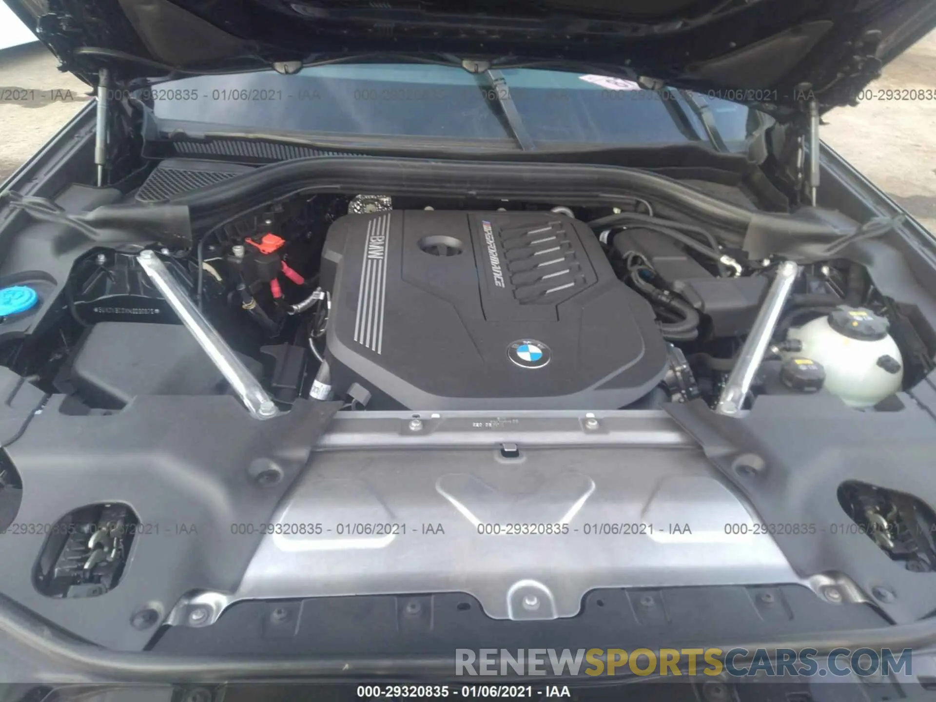 10 Photograph of a damaged car 5UX2V5C0XM9D90675 BMW X4 2021