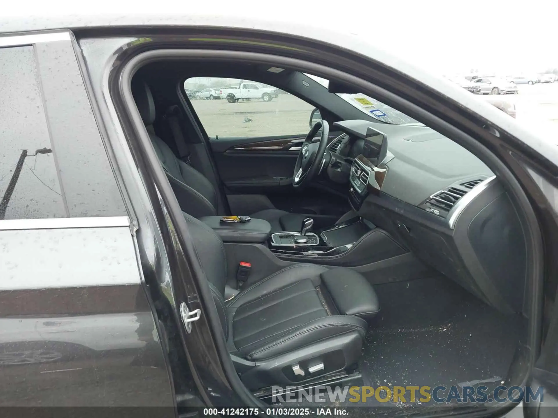 5 Photograph of a damaged car 5UX33DT07N9M96858 BMW X4 2022
