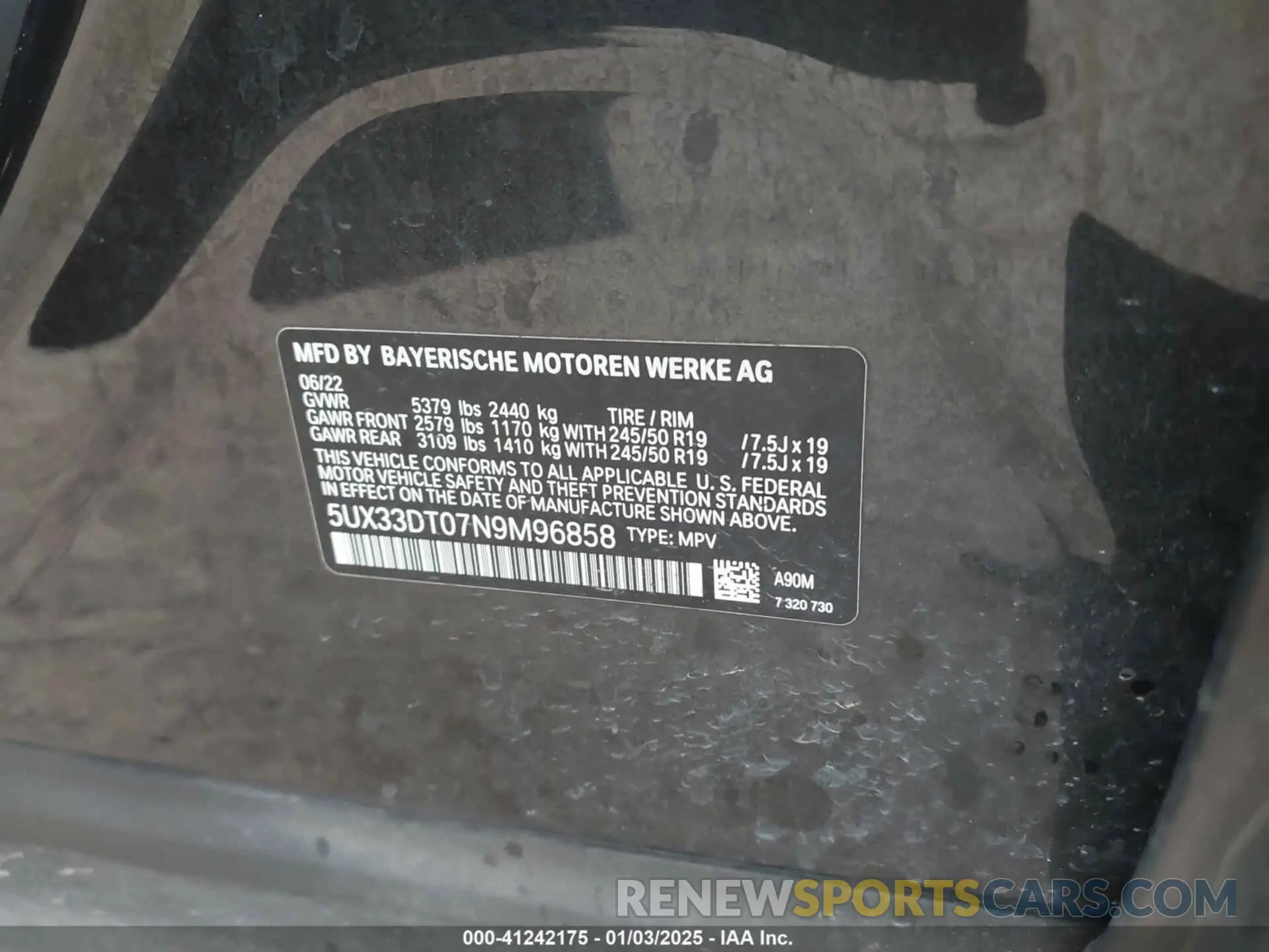 9 Photograph of a damaged car 5UX33DT07N9M96858 BMW X4 2022