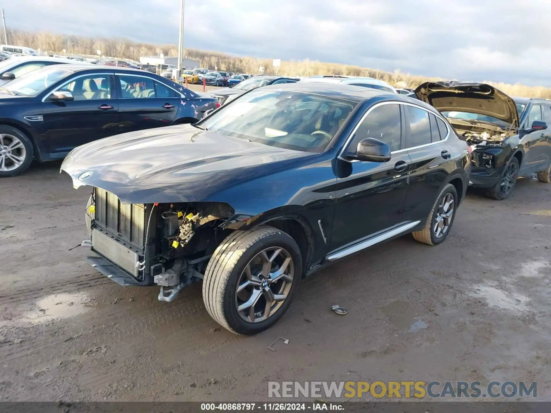 2 Photograph of a damaged car 5UX33DT09N9J72309 BMW X4 2022