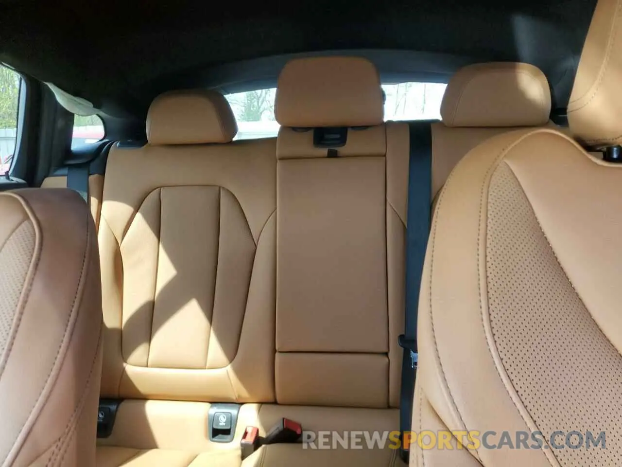 10 Фотография поврежденного автомобиля 5UX43DT09N9L03713 BMW X4 2022