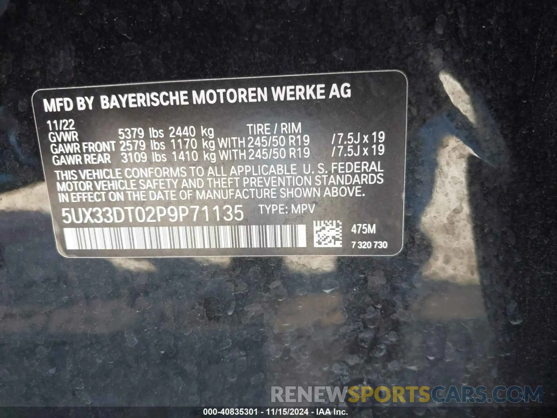 9 Photograph of a damaged car 5UX33DT02P9P71135 BMW X4 2023