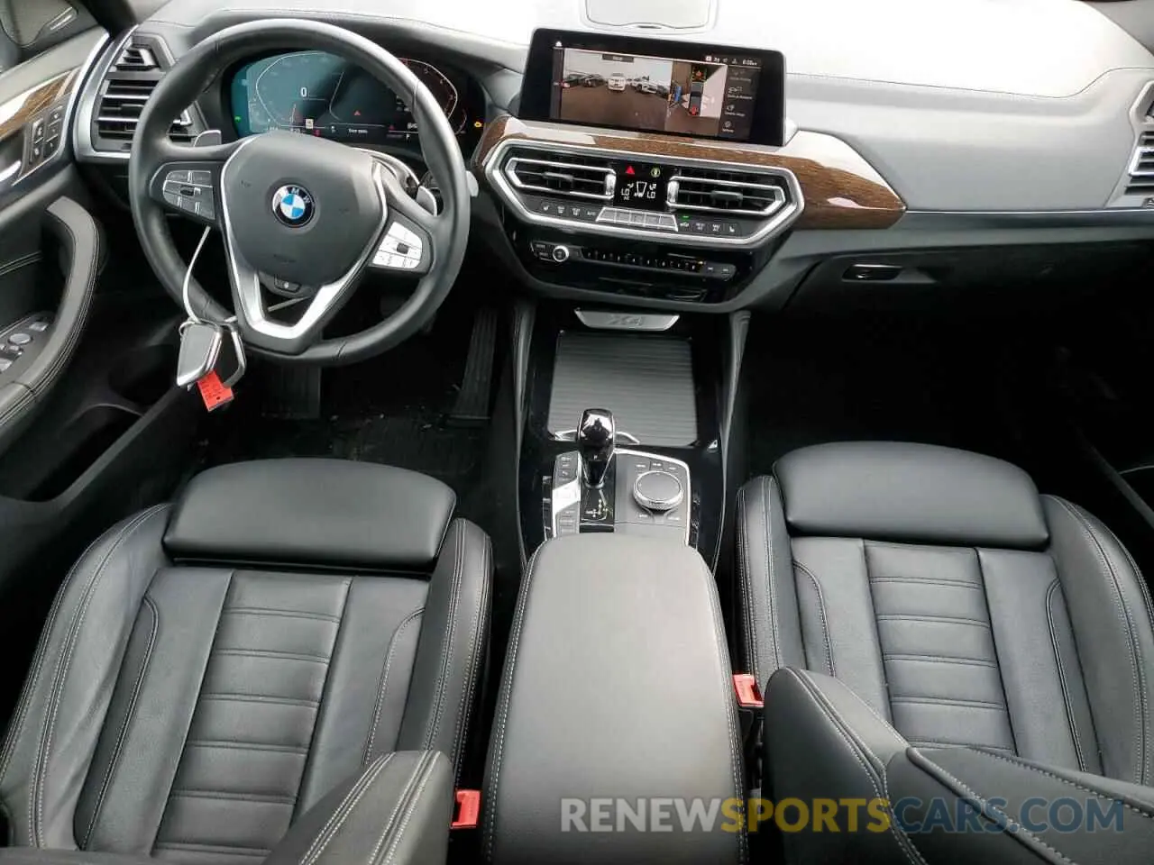 8 Photograph of a damaged car 5UX33DT03P9N51020 BMW X4 2023