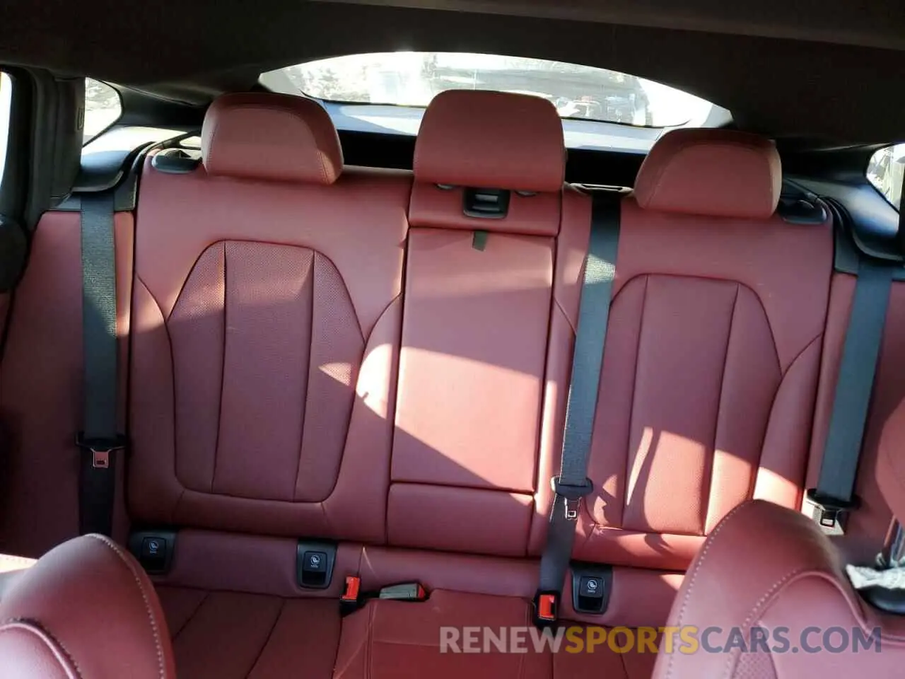 10 Фотография поврежденного автомобиля 5UX33DT06P9S04622 BMW X4 2023