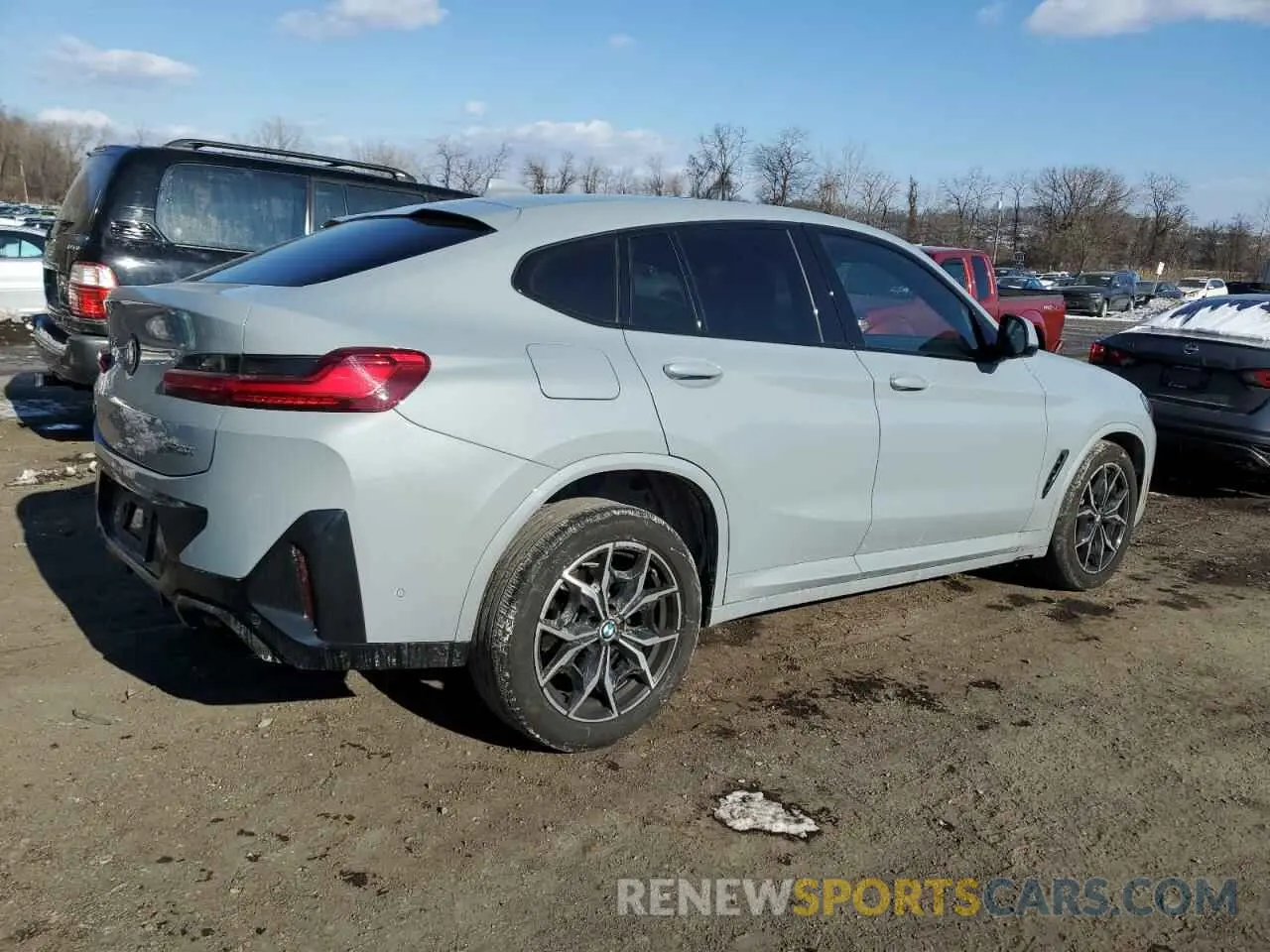 3 Фотография поврежденного автомобиля 5UX33DT06P9S04622 BMW X4 2023