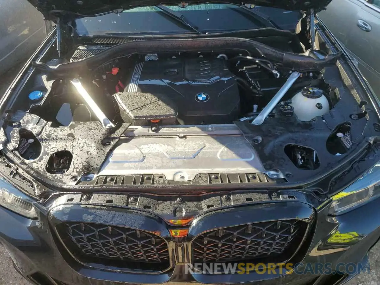 12 Photograph of a damaged car 5UX33DT09P9R98497 BMW X4 2023