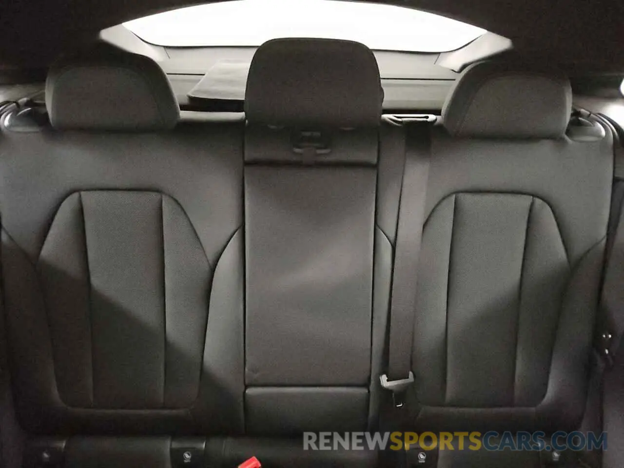 10 Фотография поврежденного автомобиля 5UX33DT04R9W67443 BMW X4 2024