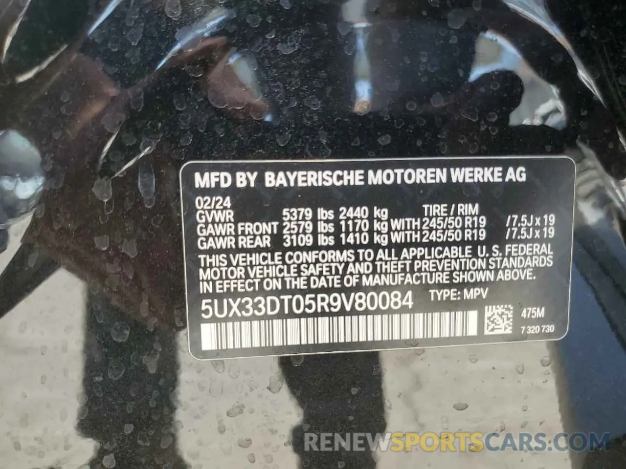 12 Photograph of a damaged car 5UX33DT05R9V80084 BMW X4 2024