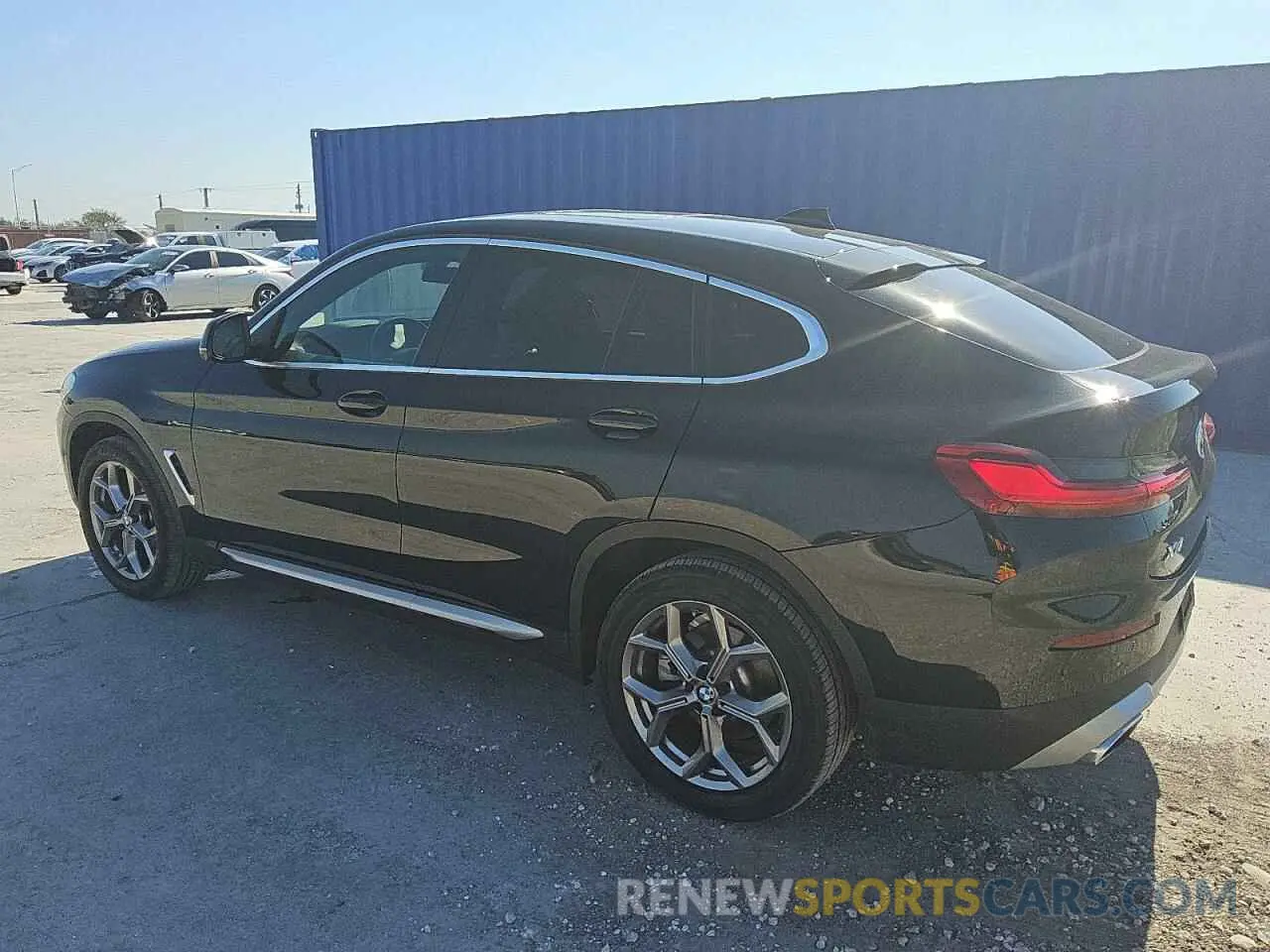 2 Photograph of a damaged car 5UX33DT06R9U88255 BMW X4 2024