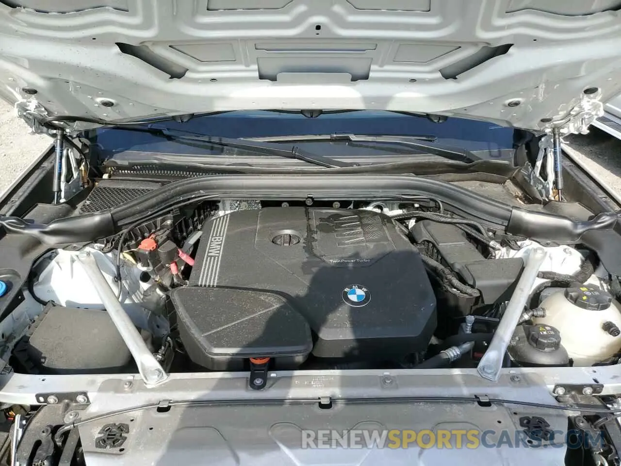 12 Photograph of a damaged car 5UX33DT09R9U71062 BMW X4 2024