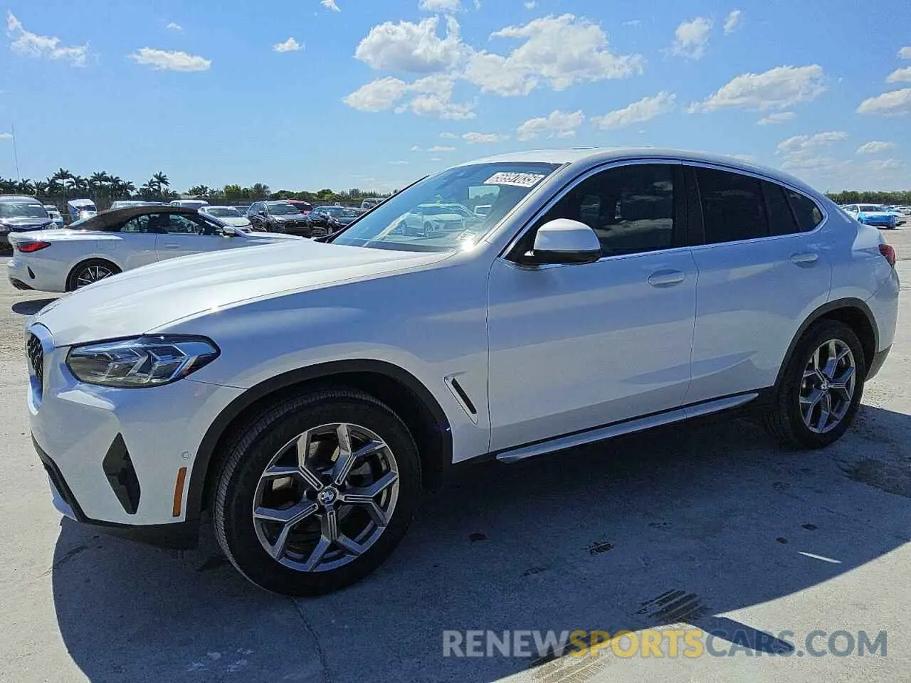 1 Photograph of a damaged car 5UX33DT09R9W70709 BMW X4 2024