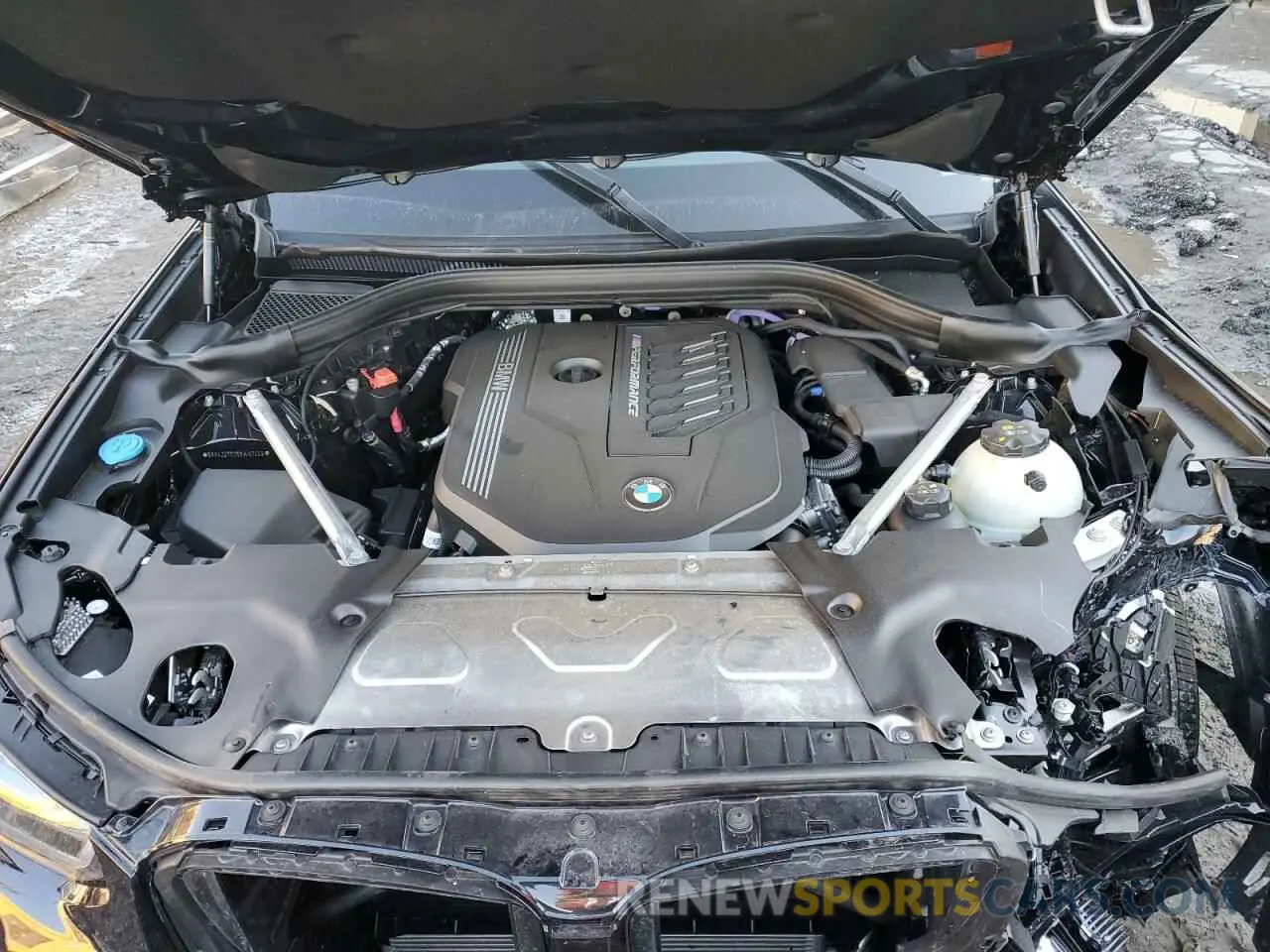 13 Фотография поврежденного автомобиля 5UX43DT02R9W67459 BMW X4 2024