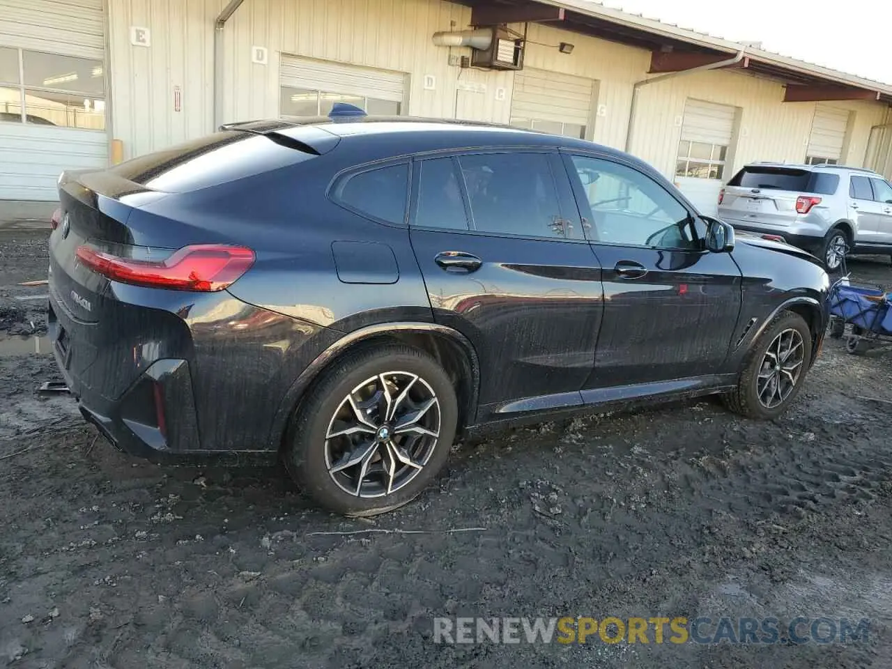 3 Фотография поврежденного автомобиля 5UX43DT02R9W67459 BMW X4 2024