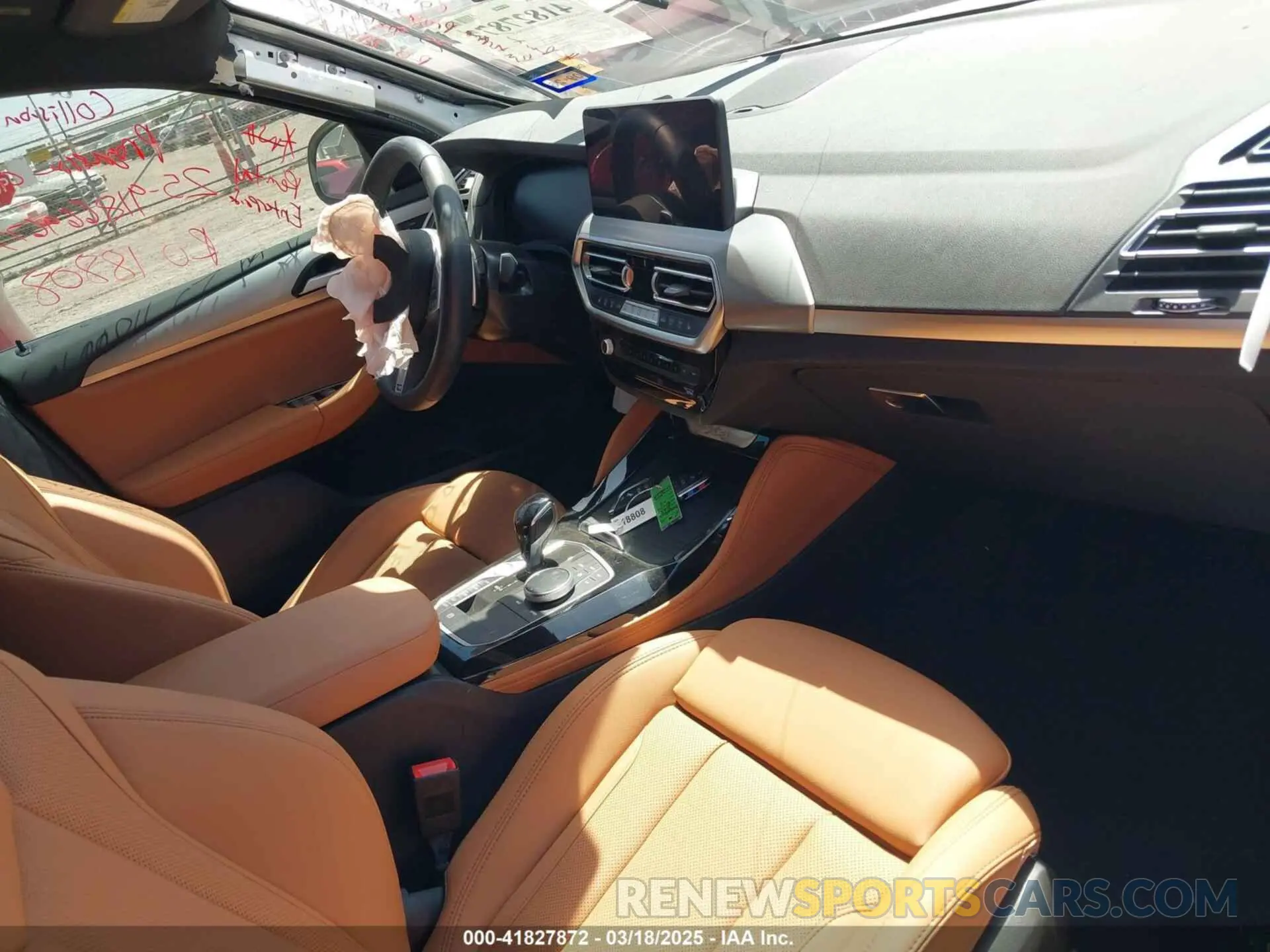 5 Photograph of a damaged car 5UX33DT05S9X68660 BMW X4 2025