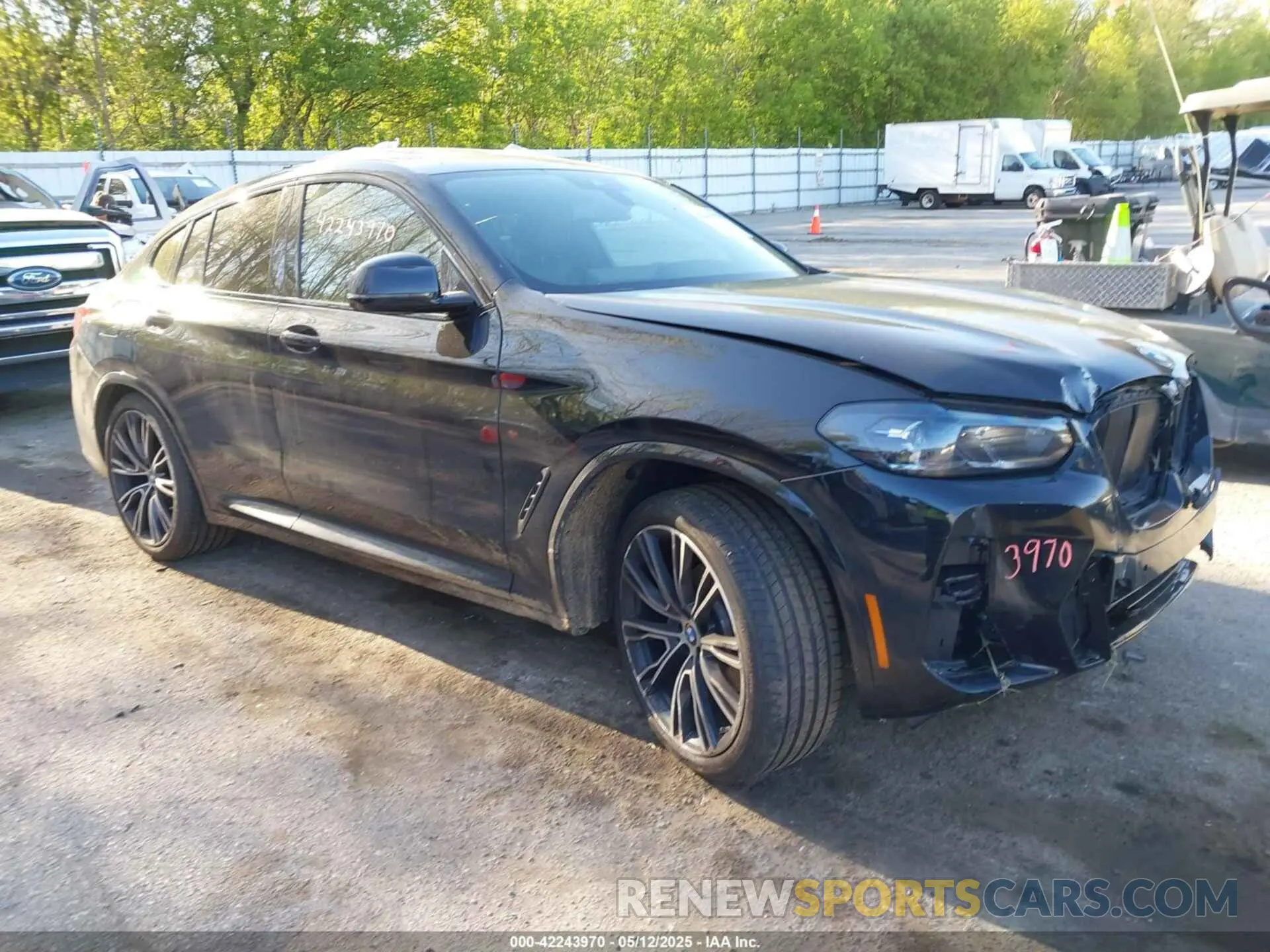 1 Фотография поврежденного автомобиля 5UX33DT06S9Y68475 BMW X4 2025