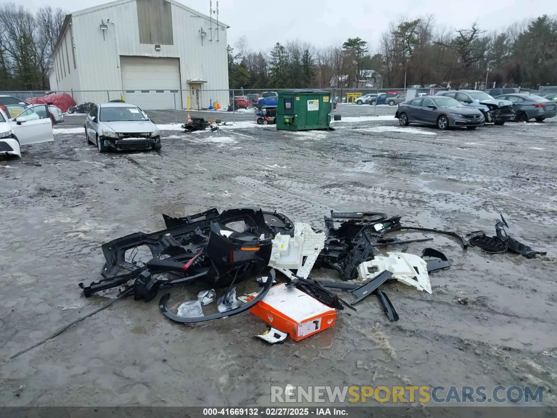 12 Фотография поврежденного автомобиля 5YMUJ0C01LLU67190 BMW X4 M 2020