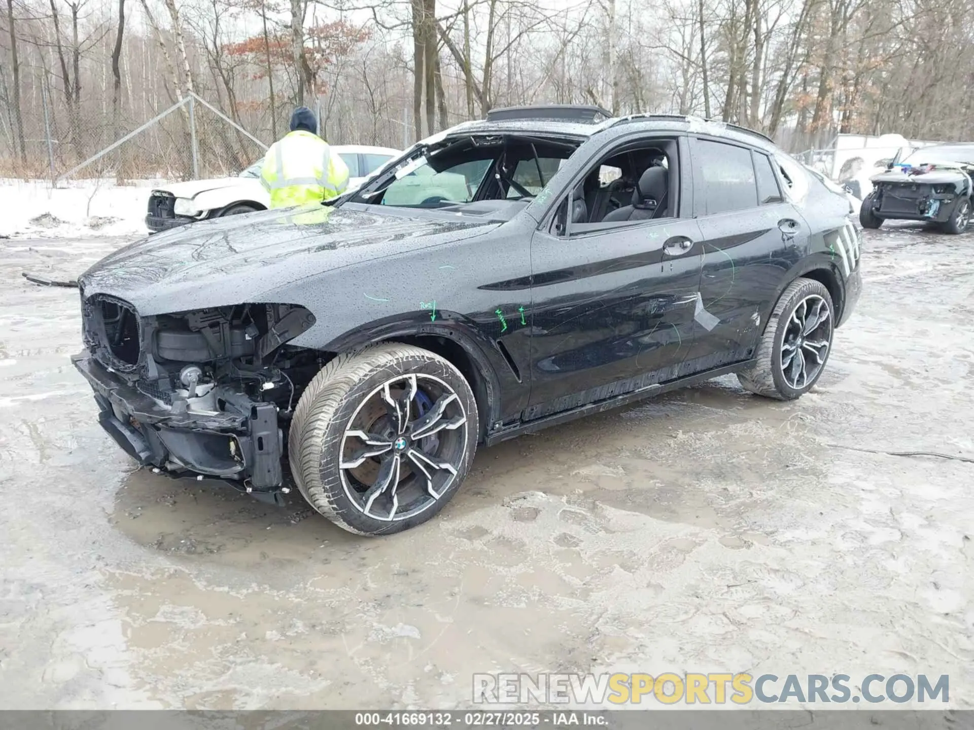 2 Фотография поврежденного автомобиля 5YMUJ0C01LLU67190 BMW X4 M 2020