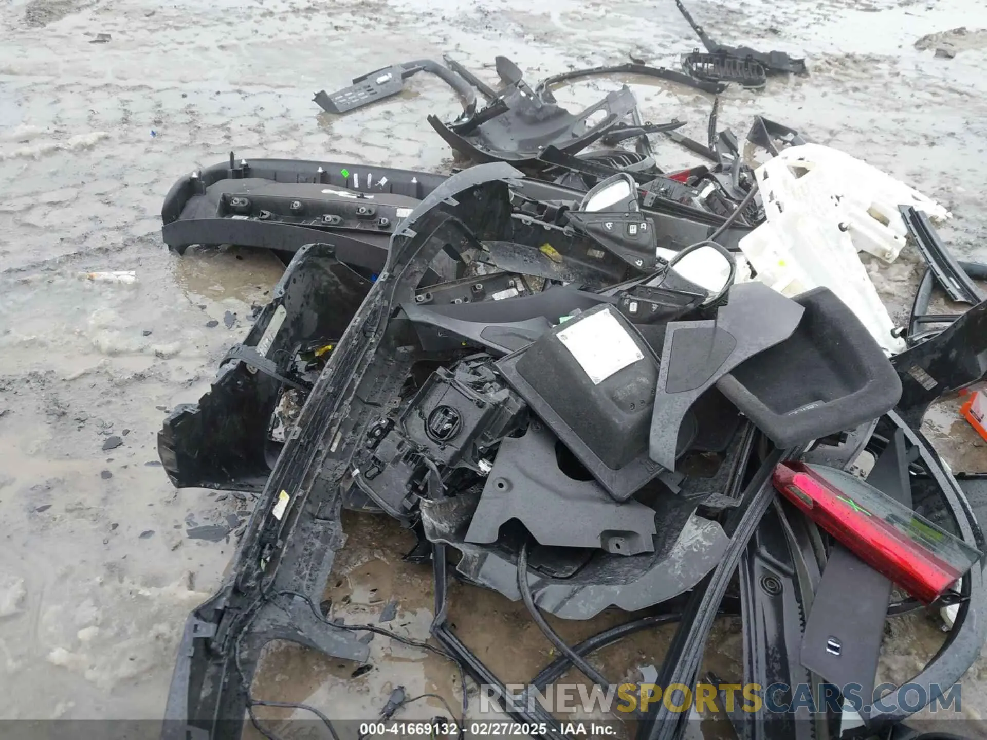 22 Фотография поврежденного автомобиля 5YMUJ0C01LLU67190 BMW X4 M 2020