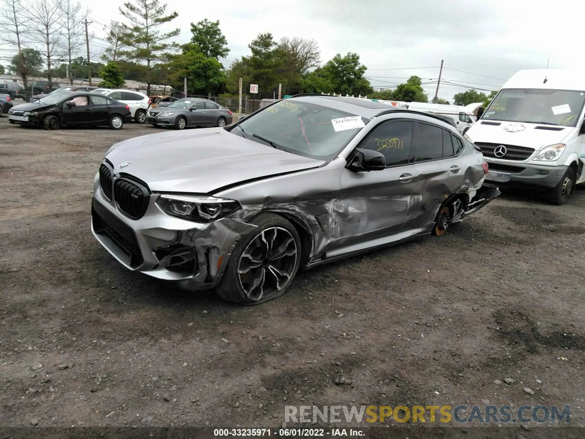2 Фотография поврежденного автомобиля 5YMUJ0C02L9B76178 BMW X4 M 2020