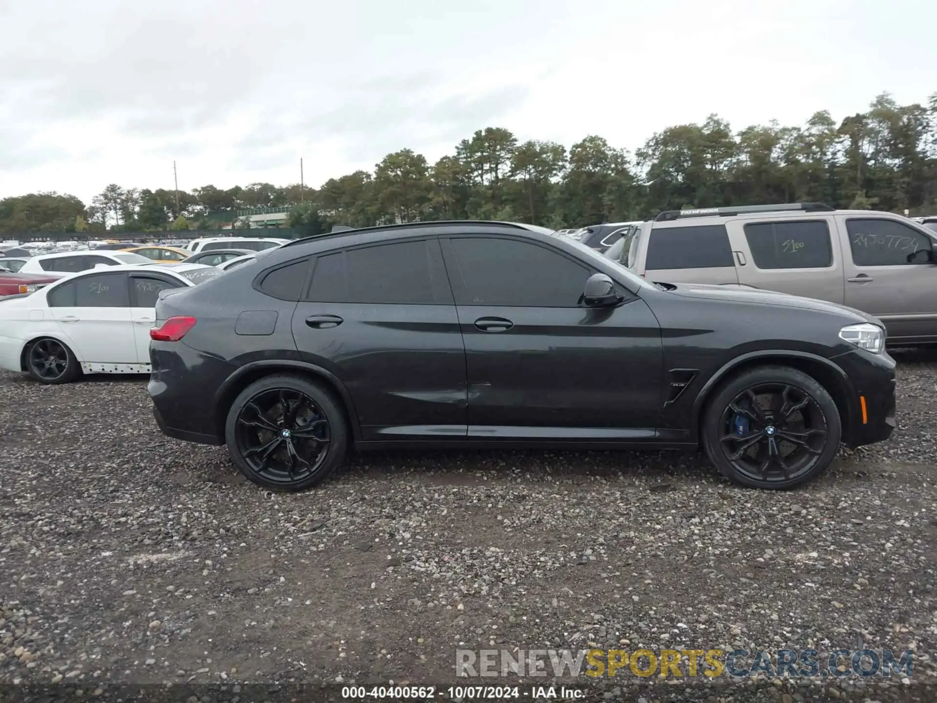 13 Photograph of a damaged car 5YMUJ0C05M9E33108 BMW X4 M 2021