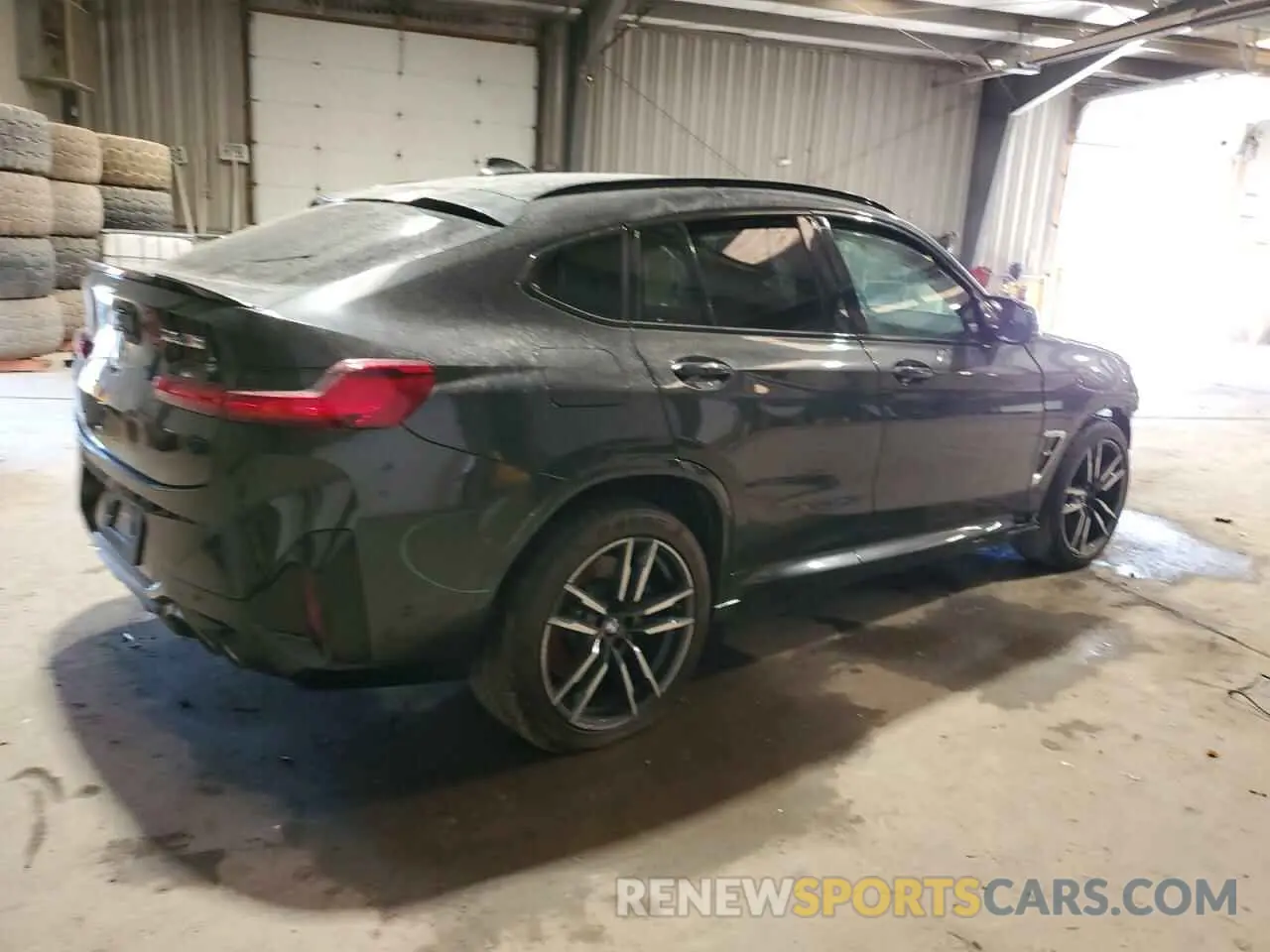 3 Фотография поврежденного автомобиля 5YM23EC05N9J23246 BMW X4 M 2022