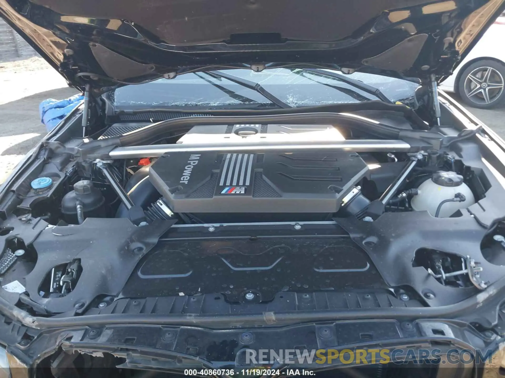 10 Photograph of a damaged car 5YM23EC09R9W45738 BMW X4 M 2024