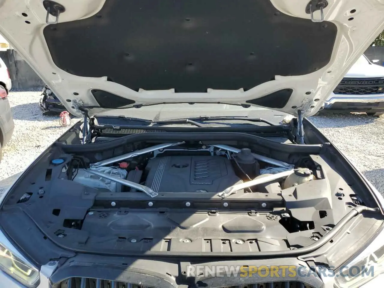 11 Photograph of a damaged car 5UXCR6C50KLK86199 BMW X5 2019