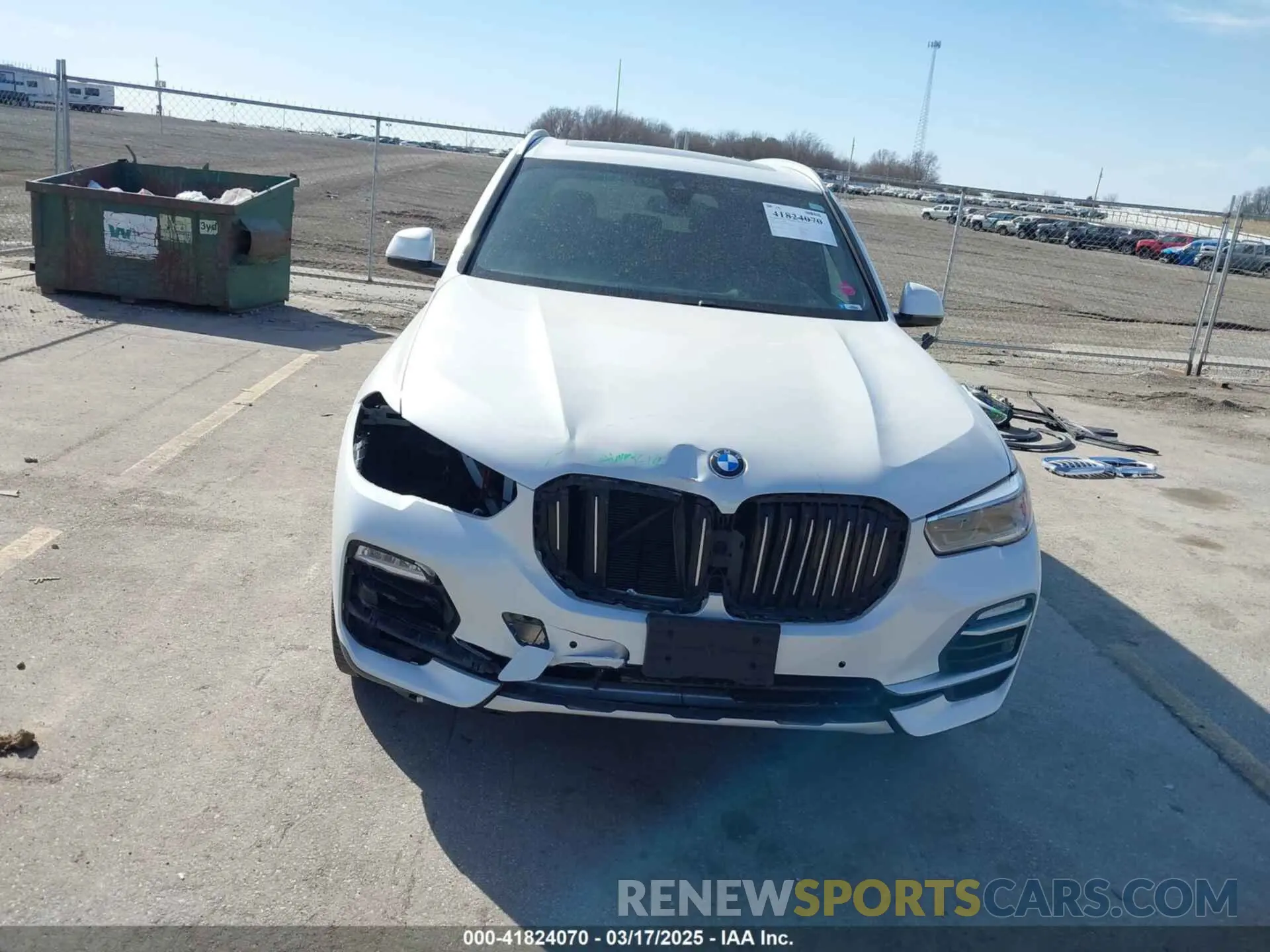 13 Photograph of a damaged car 5UXCR6C50KLL08346 BMW X5 2019