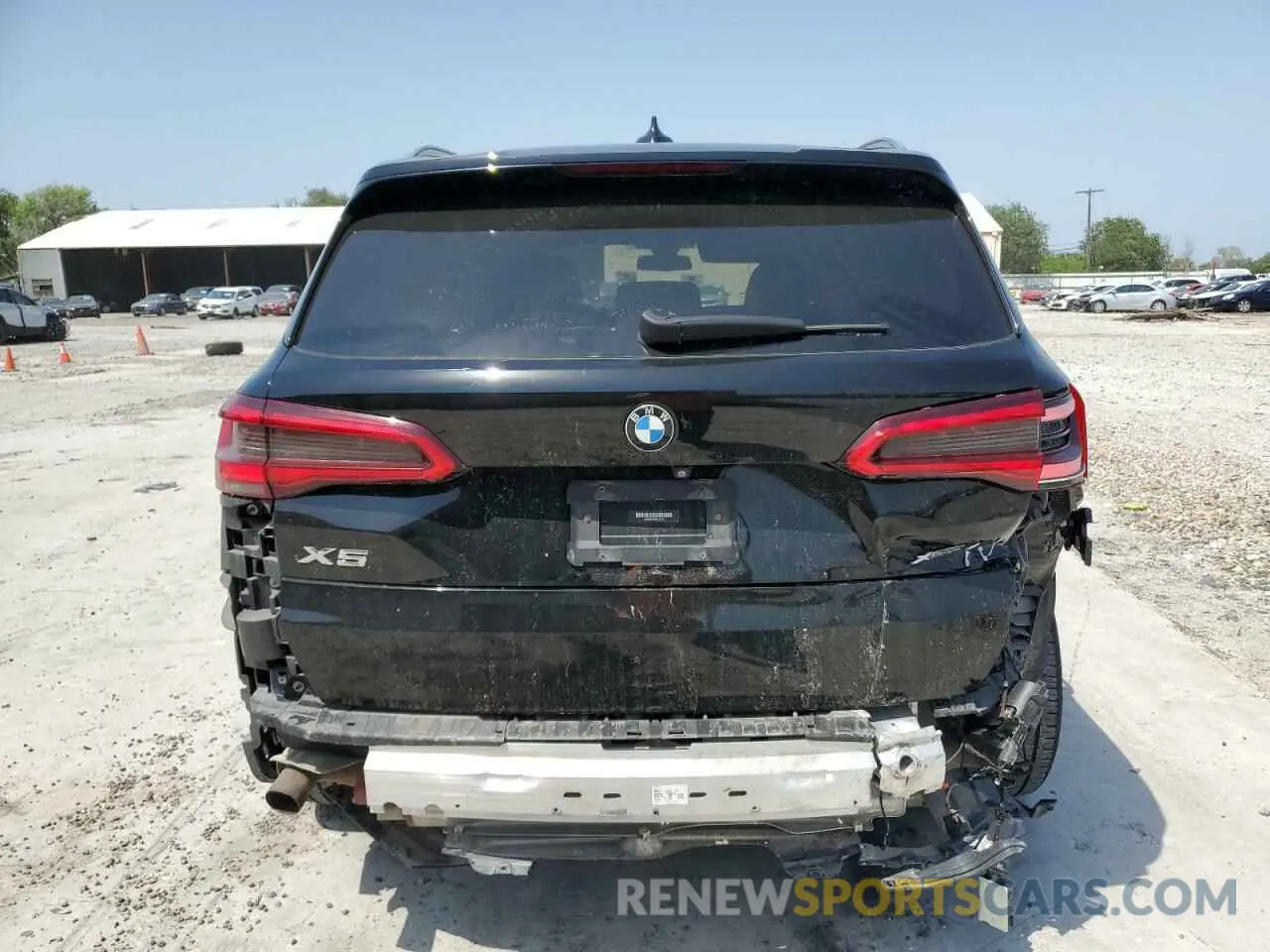 6 Photograph of a damaged car 5UXCR6C50KLL21212 BMW X5 2019