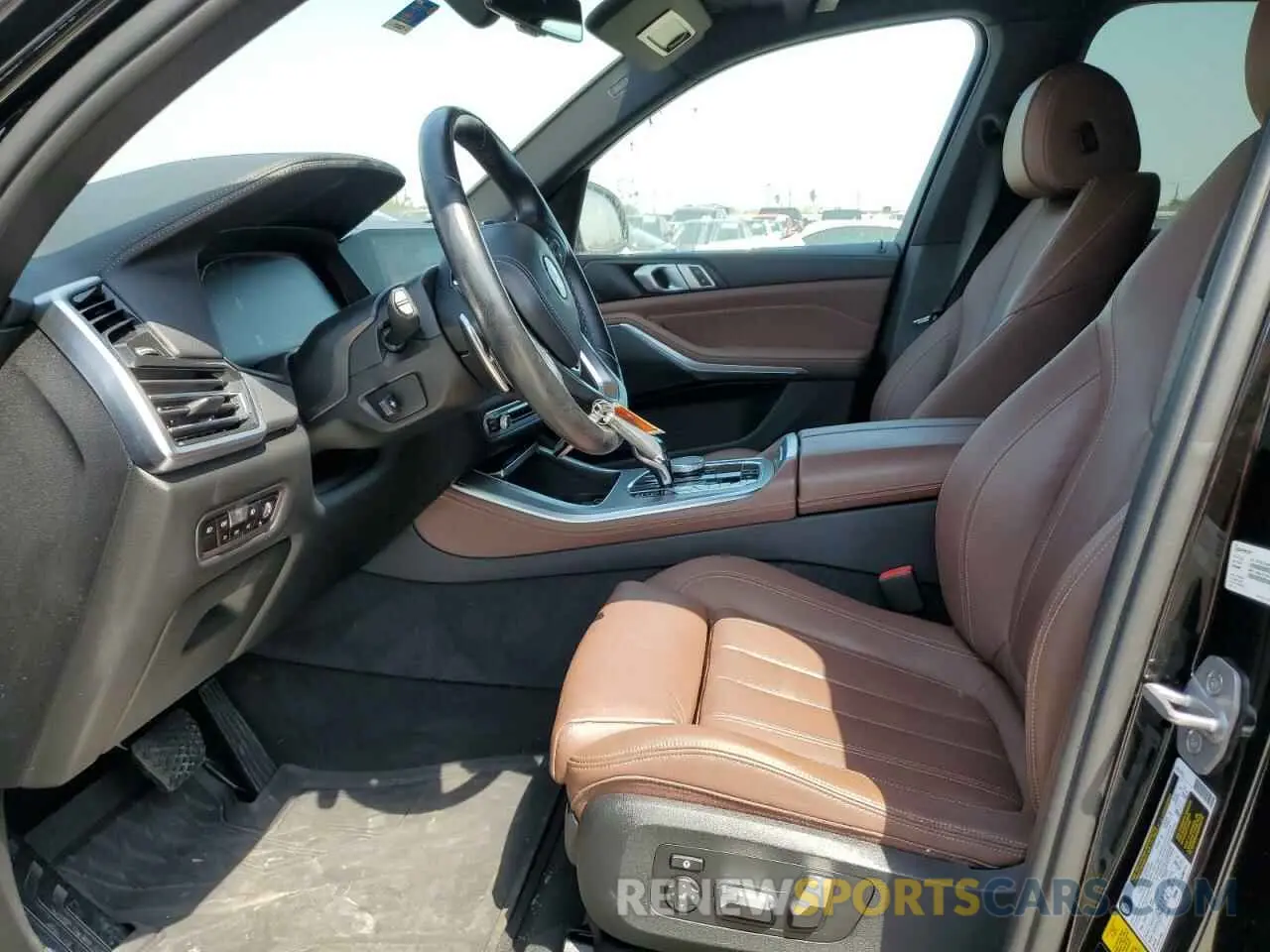 7 Photograph of a damaged car 5UXCR6C50KLL21212 BMW X5 2019