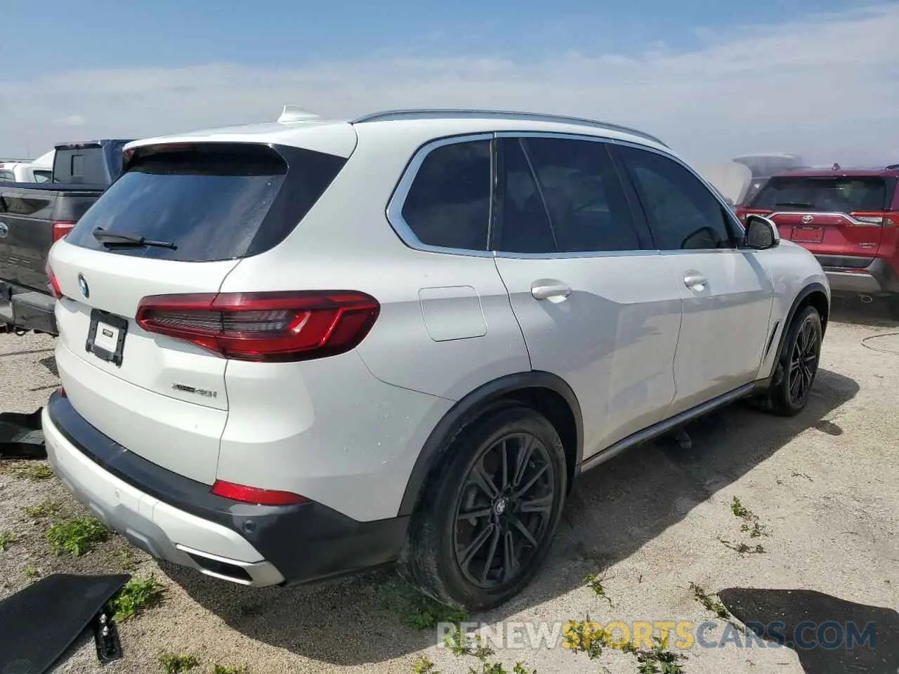 3 Photograph of a damaged car 5UXCR6C51KLK86289 BMW X5 2019