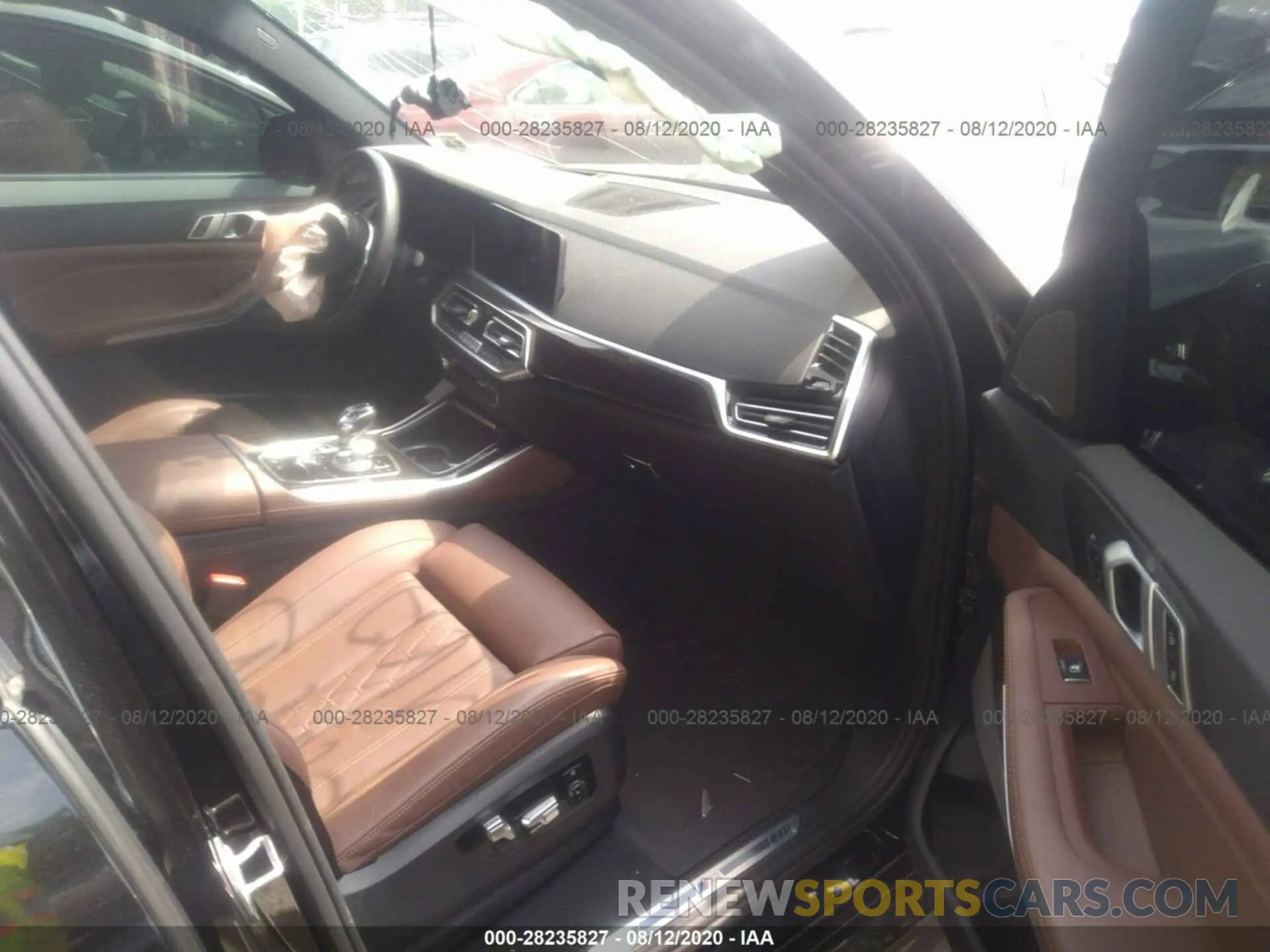 5 Photograph of a damaged car 5UXCR6C51KLL27228 BMW X5 2019