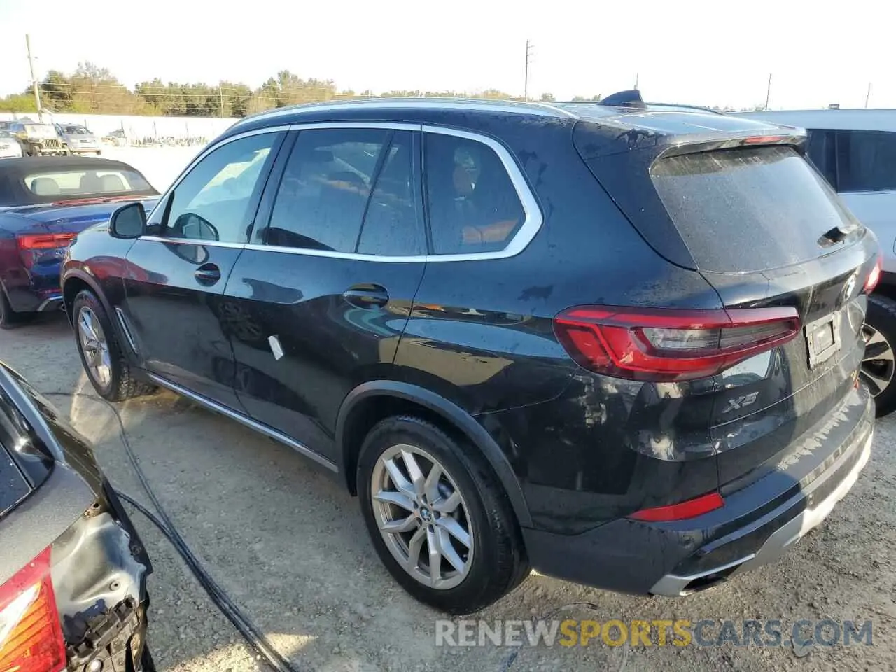 2 Photograph of a damaged car 5UXCR6C52KLK83076 BMW X5 2019