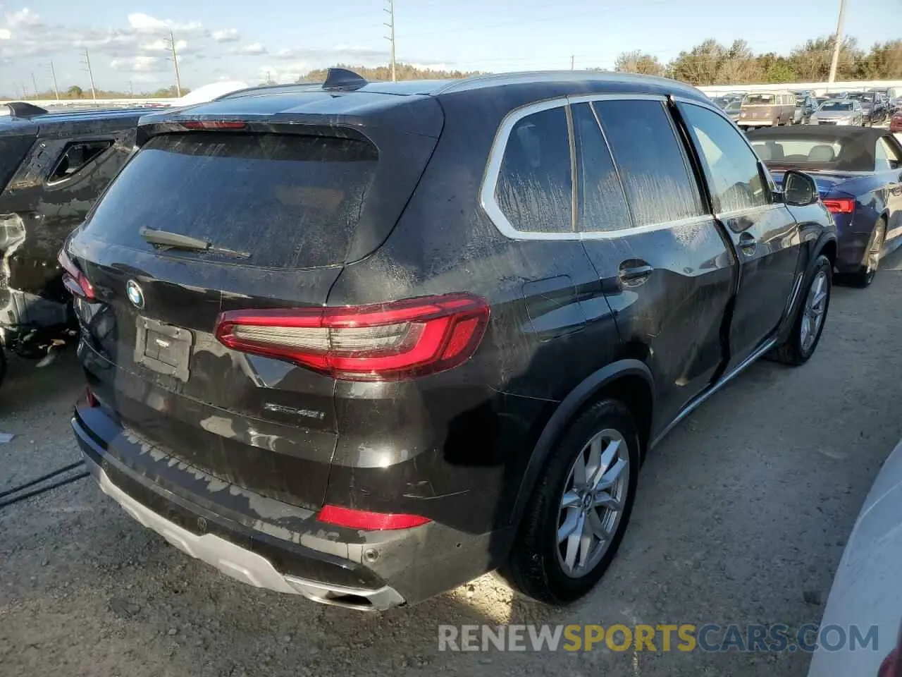 3 Photograph of a damaged car 5UXCR6C52KLK83076 BMW X5 2019