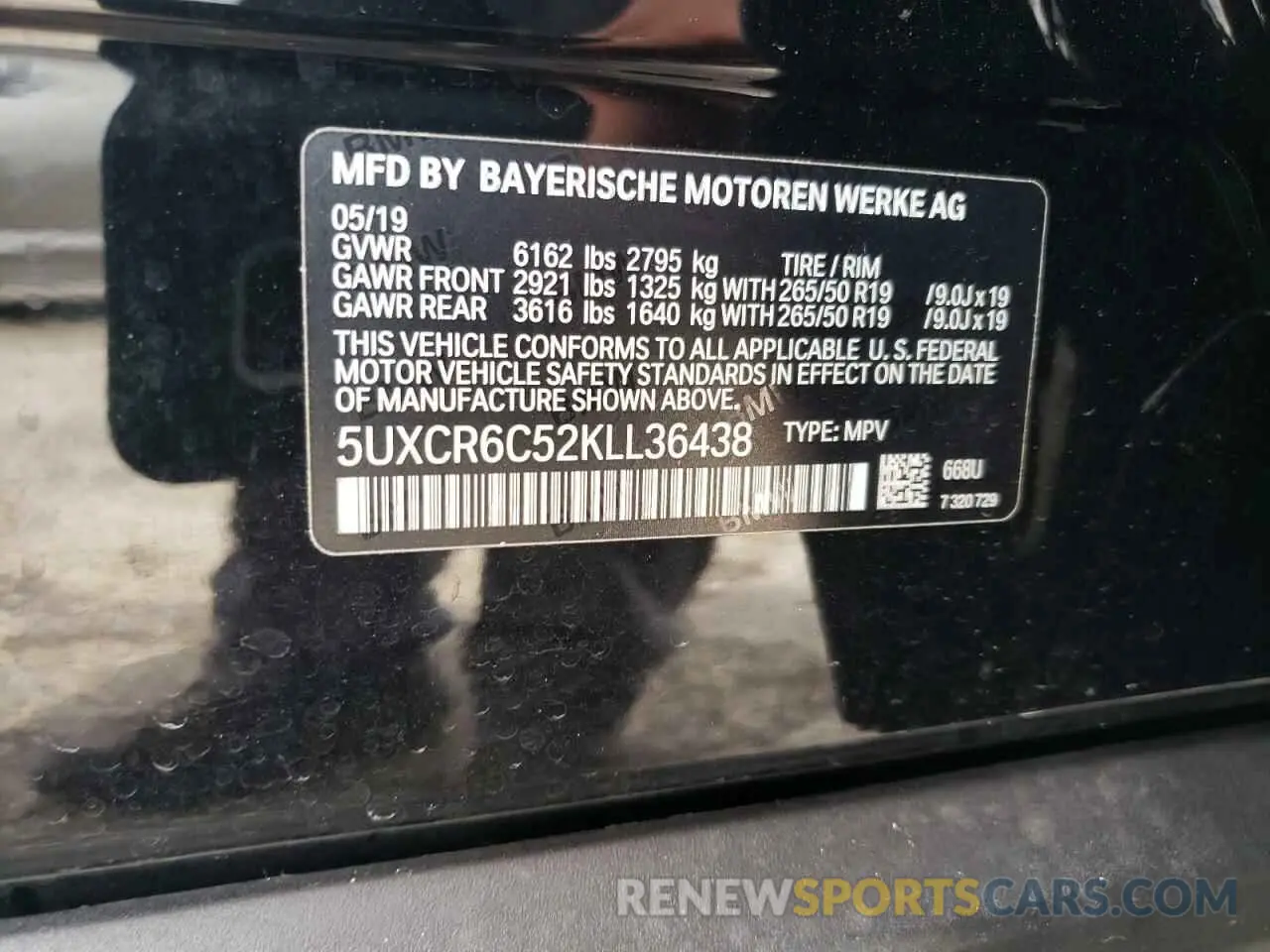 13 Photograph of a damaged car 5UXCR6C52KLL36438 BMW X5 2019