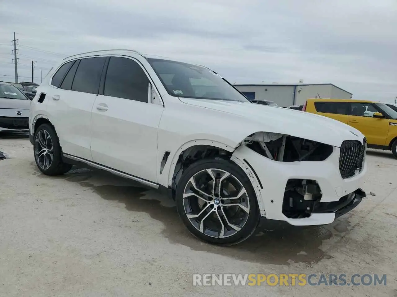 4 Photograph of a damaged car 5UXCR6C53KLL13685 BMW X5 2019