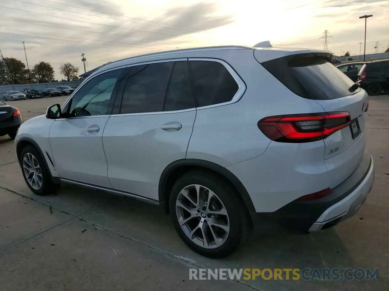 2 Photograph of a damaged car 5UXCR6C53KLL60389 BMW X5 2019