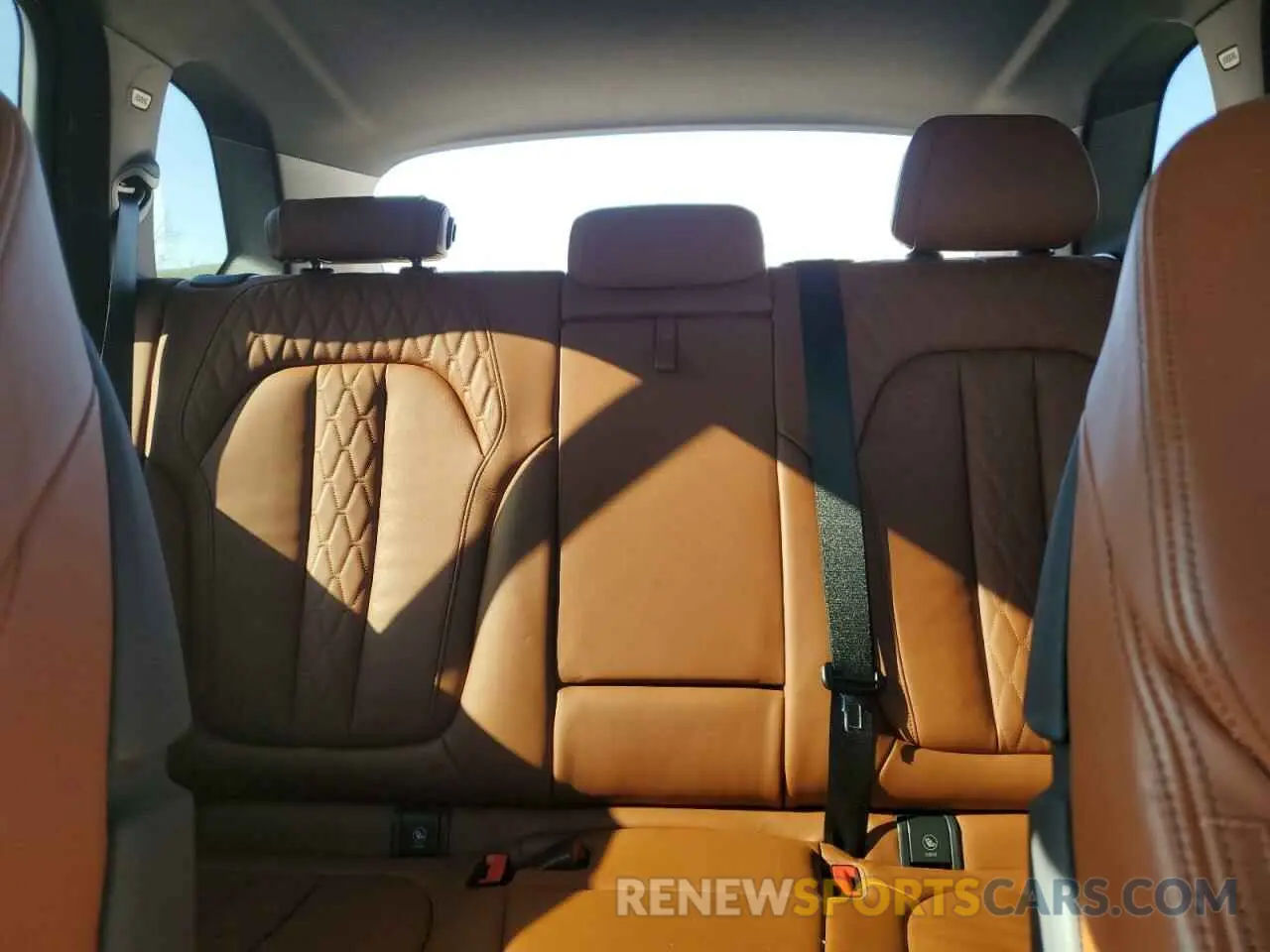 10 Фотография поврежденного автомобиля 5UXCR6C54KLK86299 BMW X5 2019