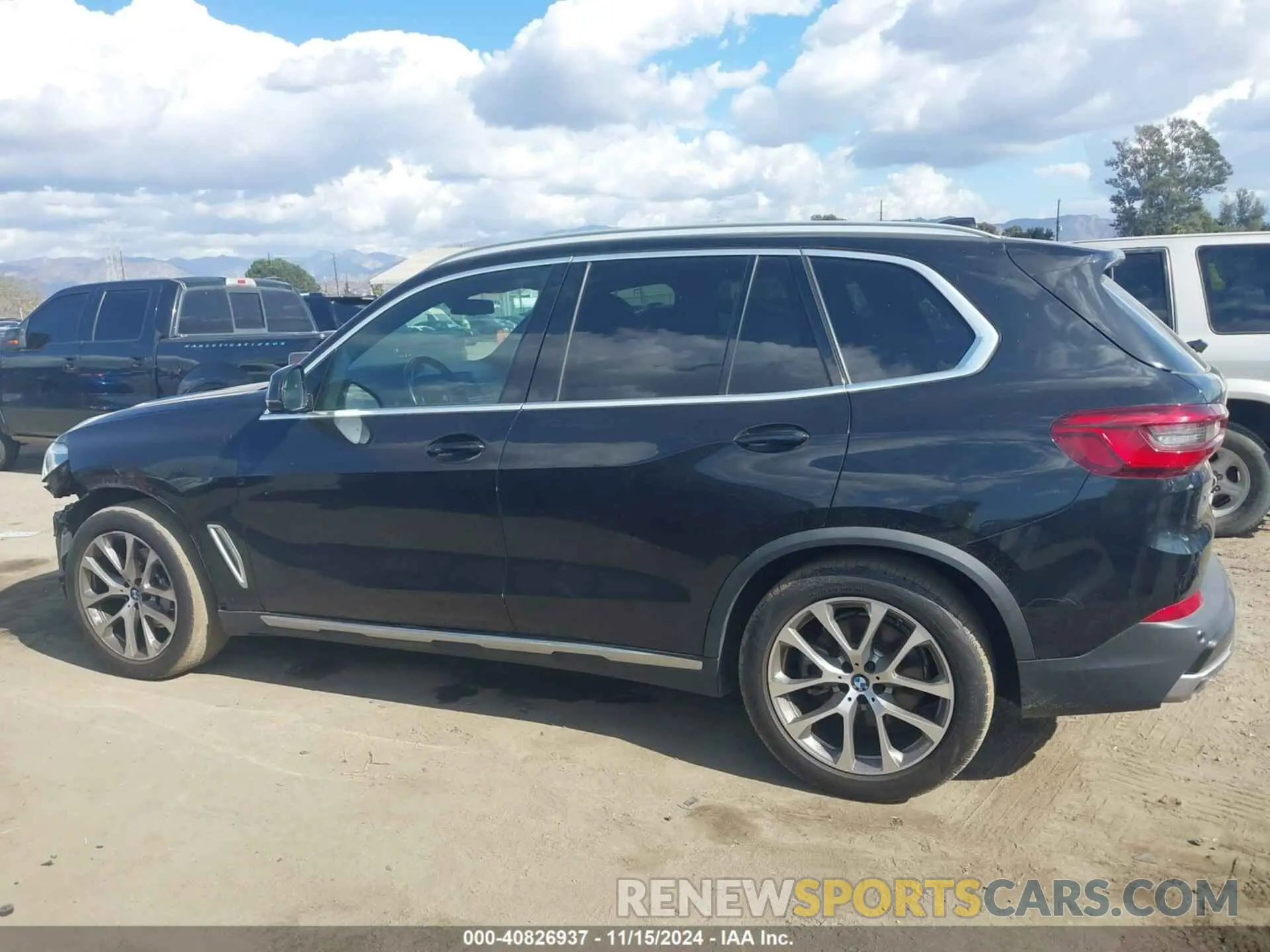 15 Фотография поврежденного автомобиля 5UXCR6C54KLL00816 BMW X5 2019