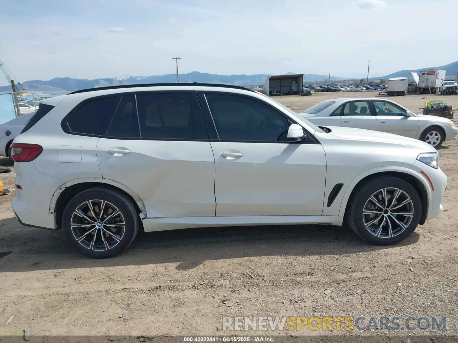 13 Photograph of a damaged car 5UXCR6C54KLL26896 BMW X5 2019